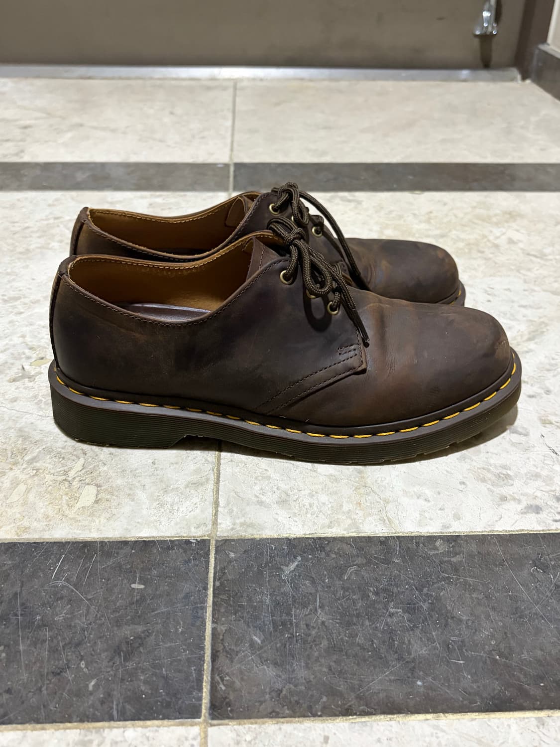(270)닥터마틴 1461 Crazy Horse Dark Brown 상품이미지4