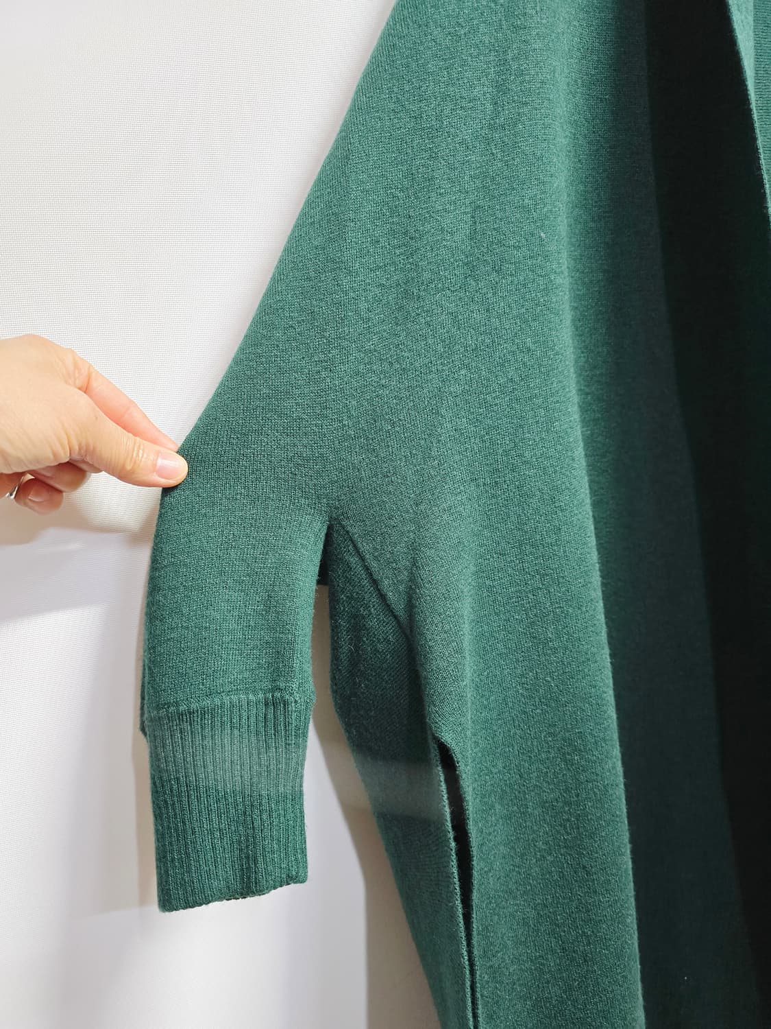 산드로 케이프 그린색상 니트 숄 가디건 프린지 장식 상품이미지4