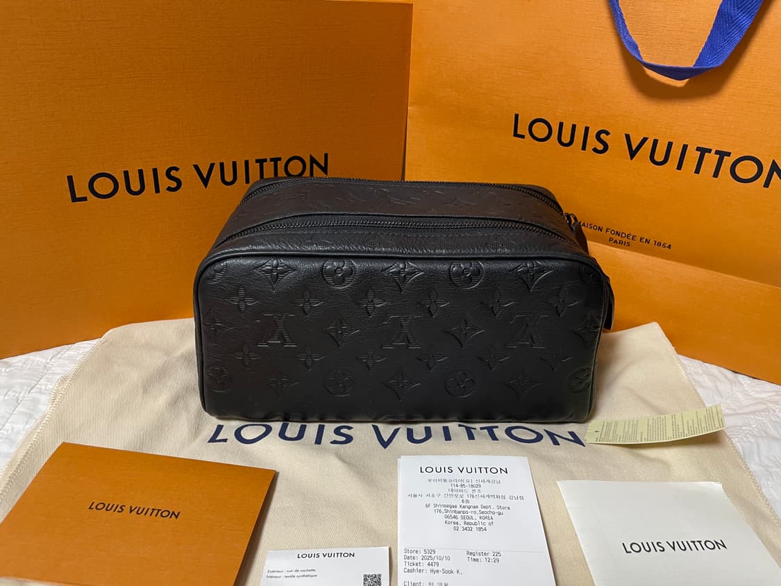 [새상품급] [풀구성] 루이비통 쉐도우 돕키트 클러치 상품이미지1