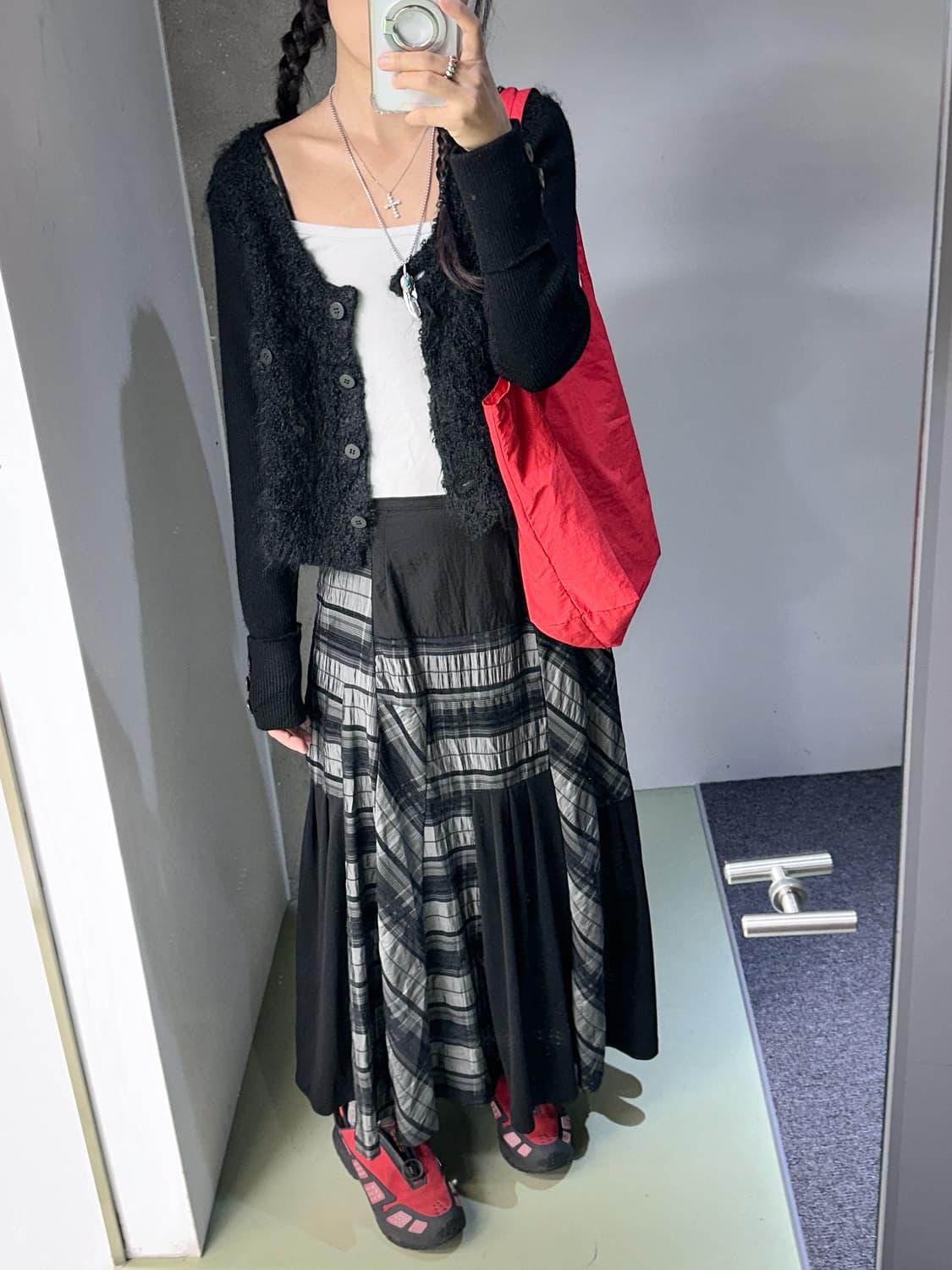 black boucle pocket cardigan 상품이미지5