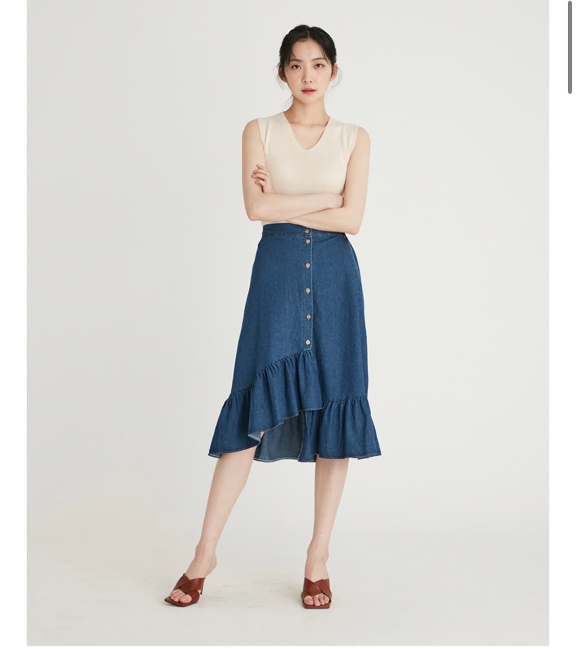 LAP 버튼포인트 사선 프릴 데님스커트 상품이미지1