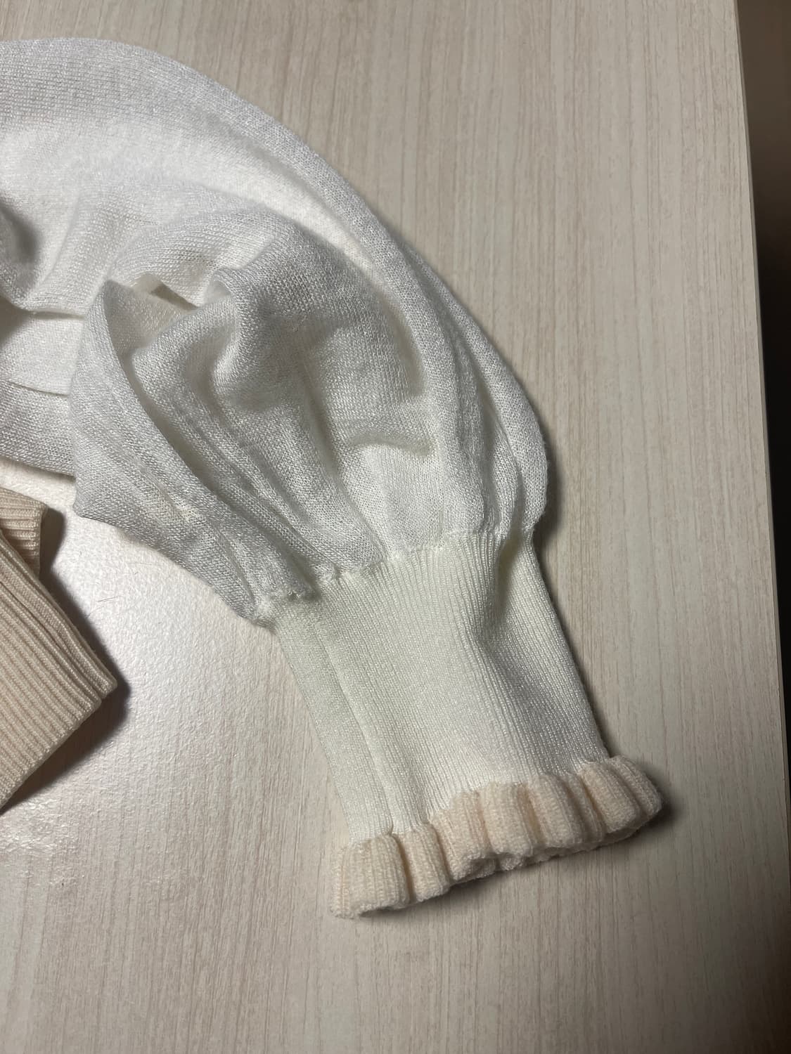 JW Anderson 아이보리 시스루 여성니트 상품이미지5