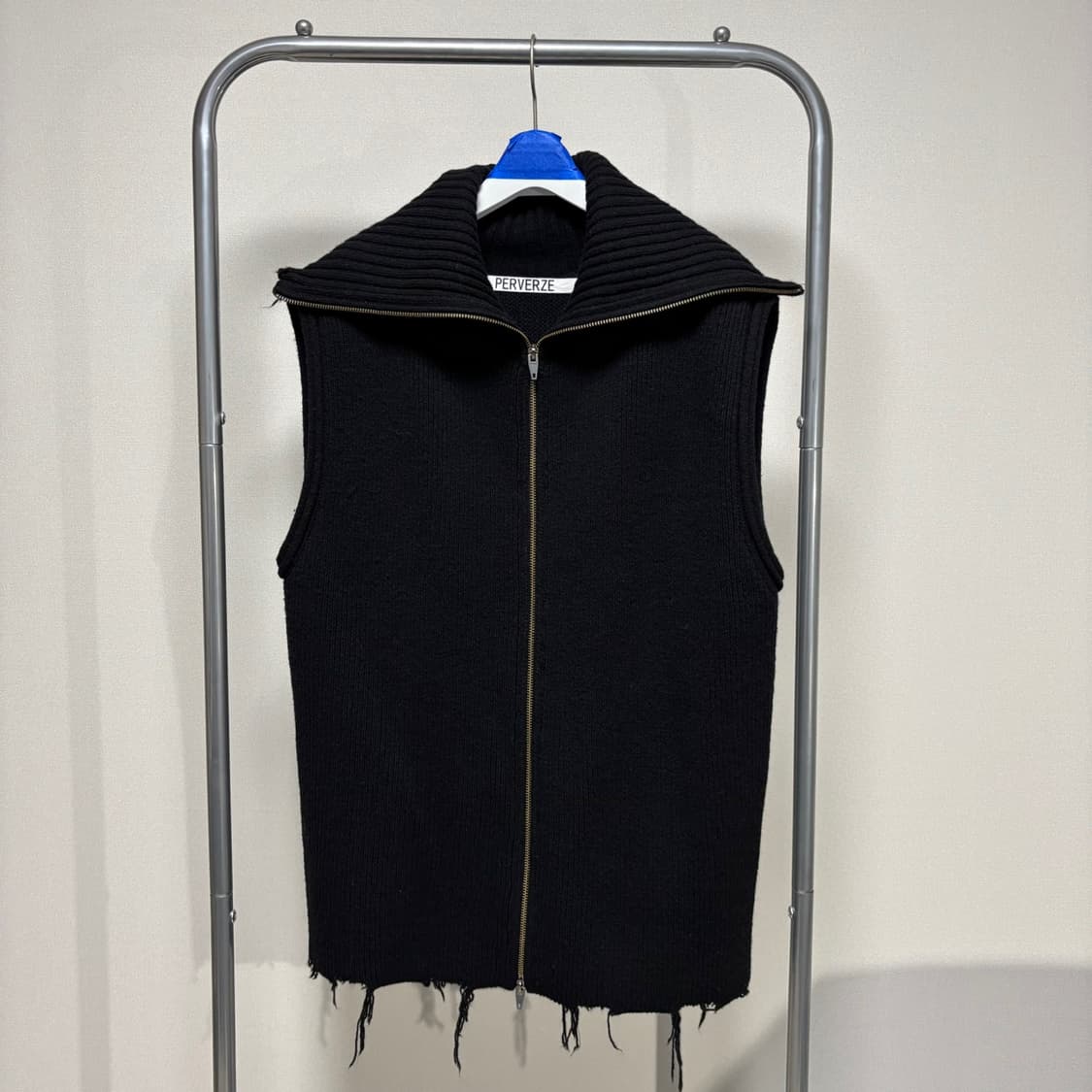 F) perverze 퍼버즈 니트 집업 베스트 상품이미지2