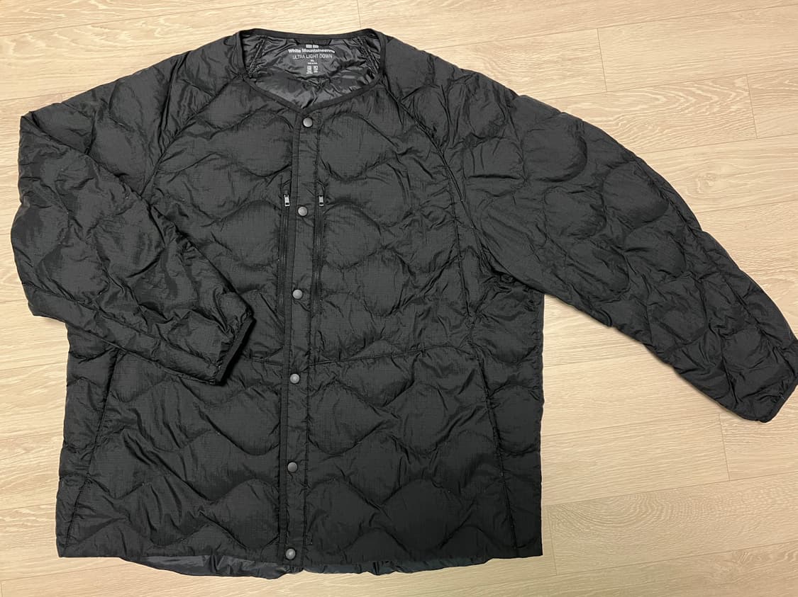 (4xl) 유니클로 화이트마운티니어링 경량 패딩 상품이미지1