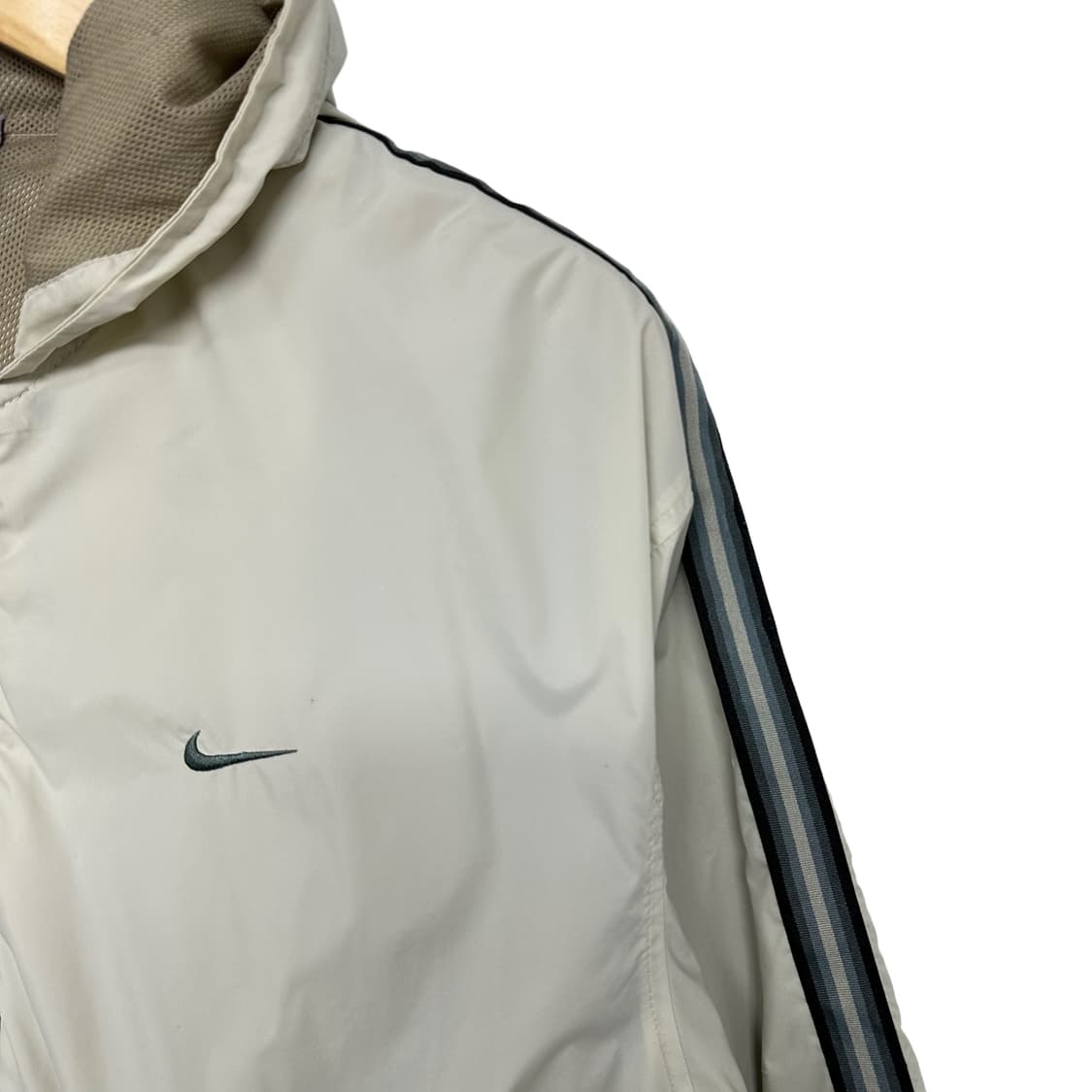 나이키 00s 솔로 스우시 크롭 커스텀 바람막이 자켓 상품이미지3