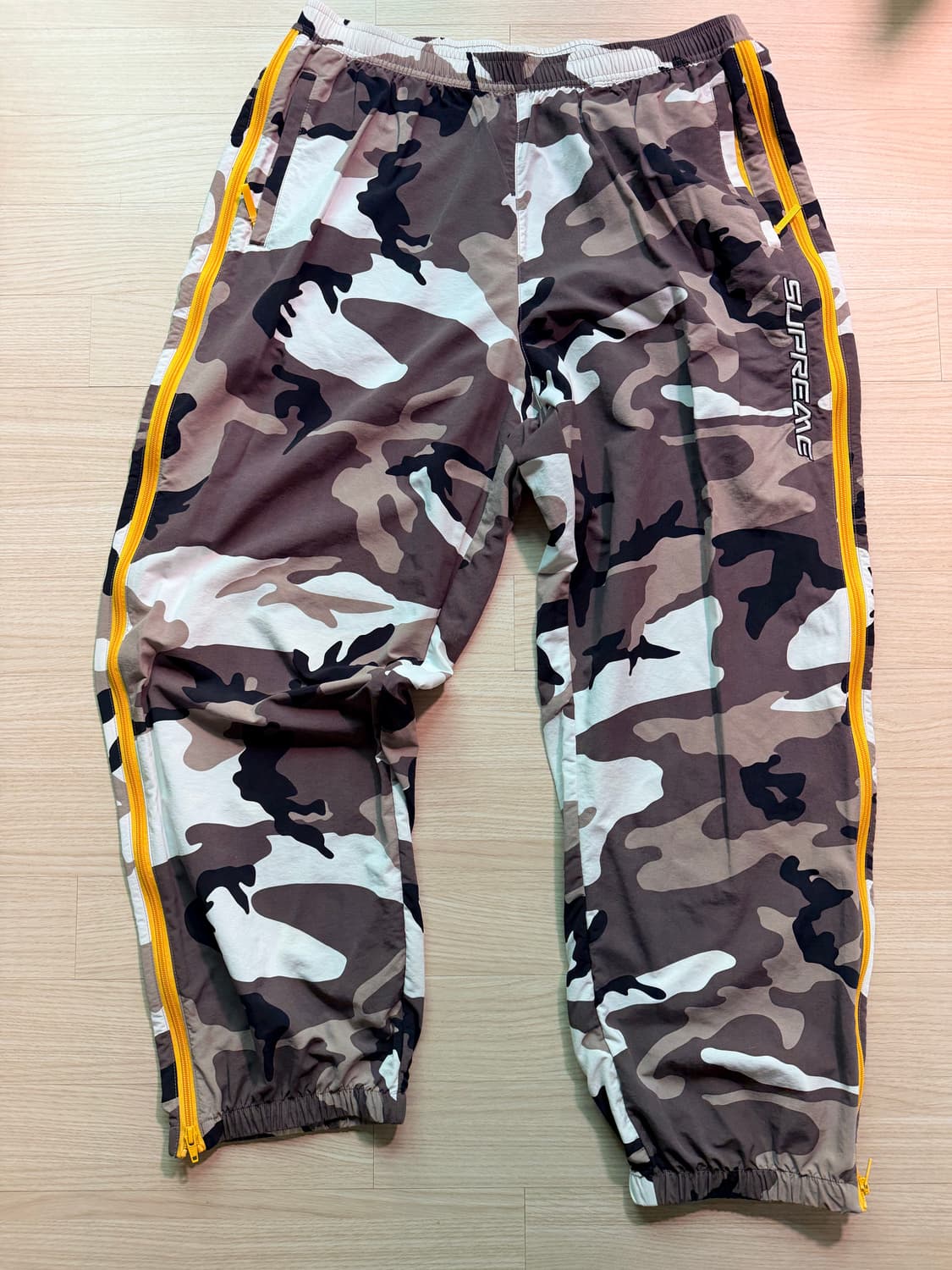 슈프림 콘트라스트 집 웜 업 팬츠 스노우 카모 - 25SS 상품이미지1