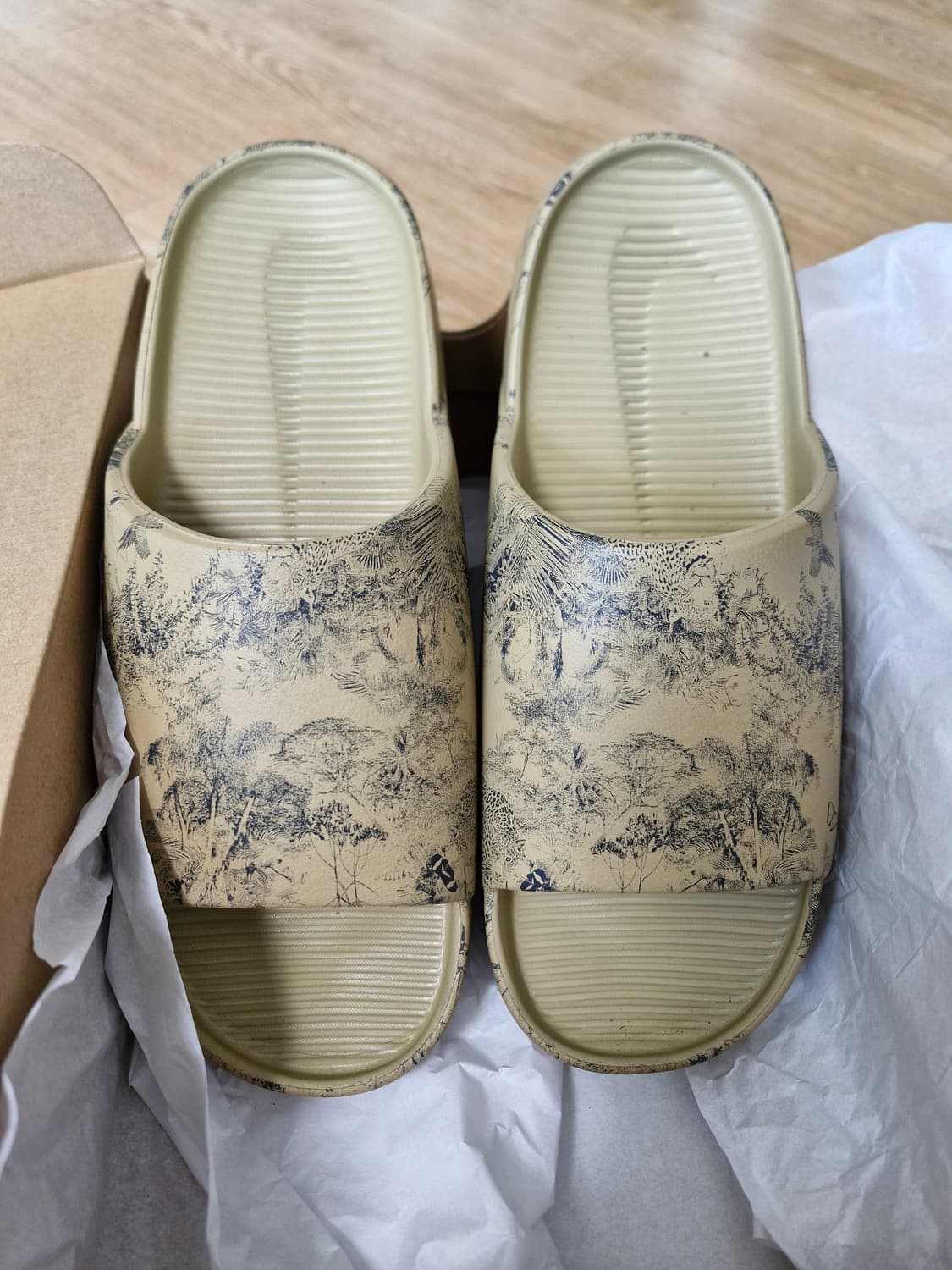 나이키 프린티드 캄 슬라이드 슬리퍼 270 상품이미지1