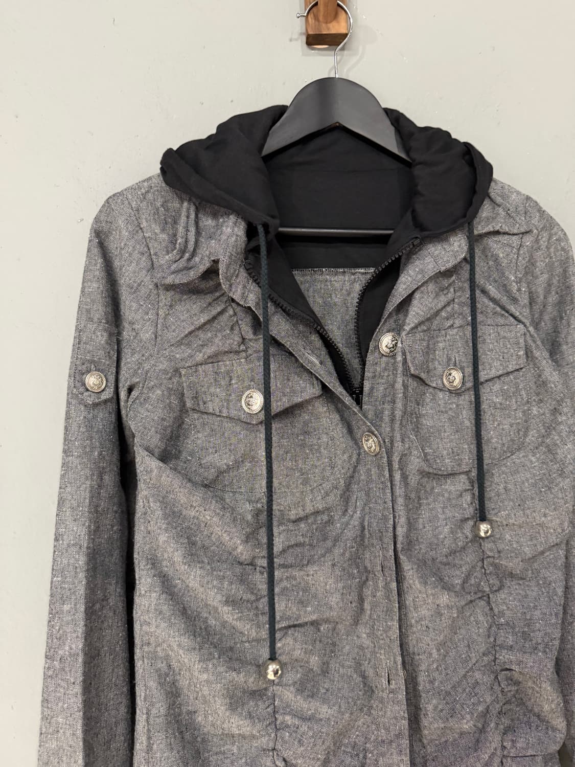 cross printing hood layered shirt 상품이미지7