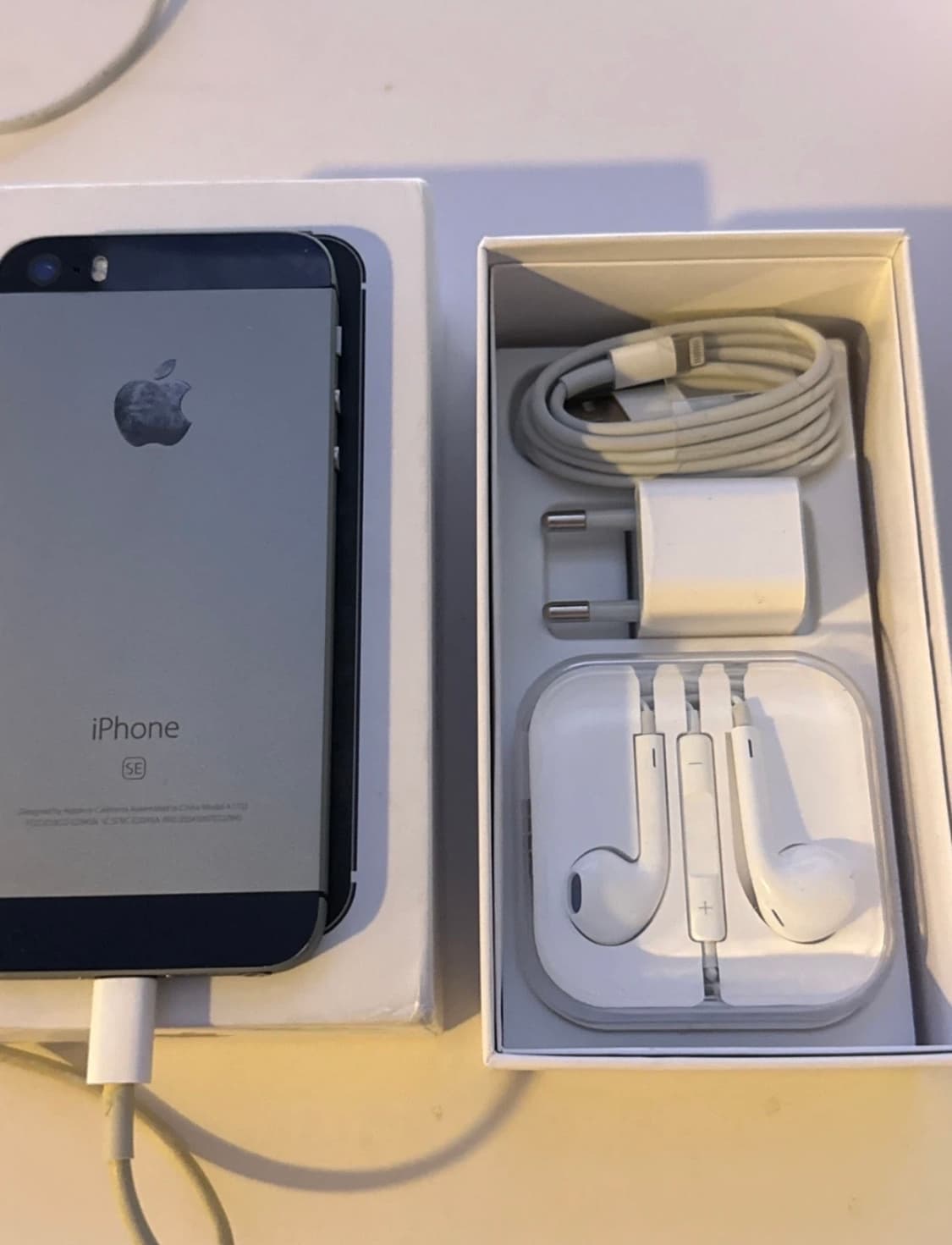 무음 아이폰 se1 스페이스그레이 32기가 풀박스 상품이미지1