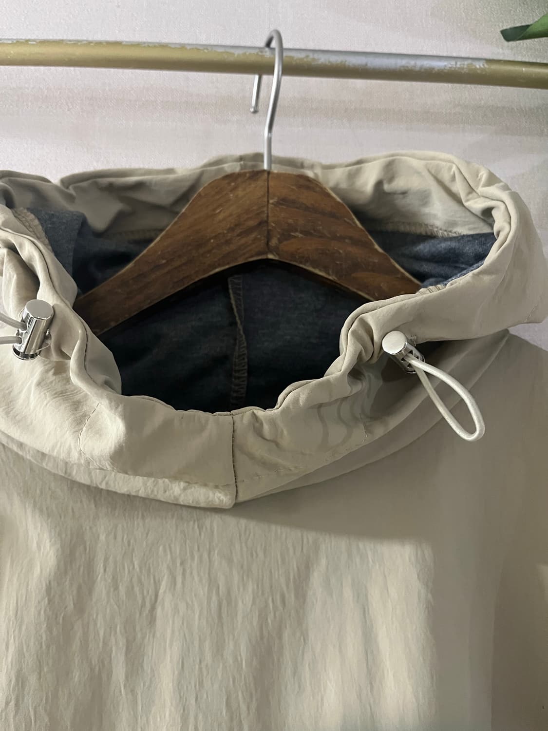 베이지스트링아노락후드 상품이미지2