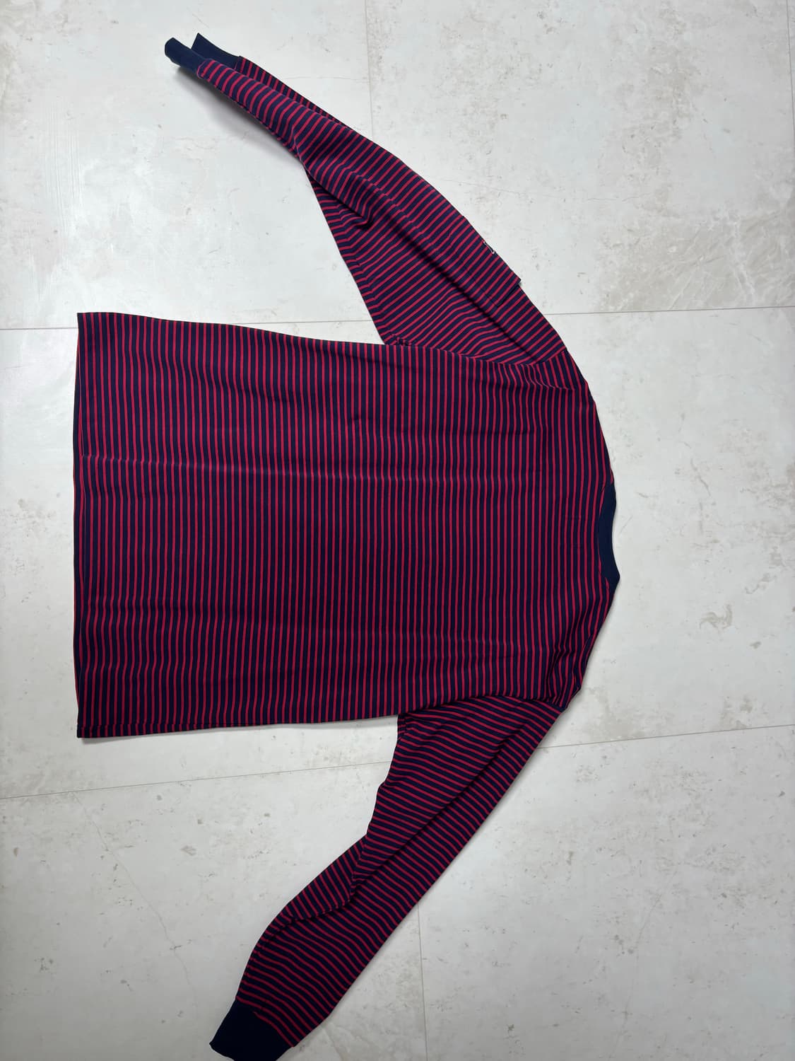 니들스 롱슬리브 판매 상품이미지2