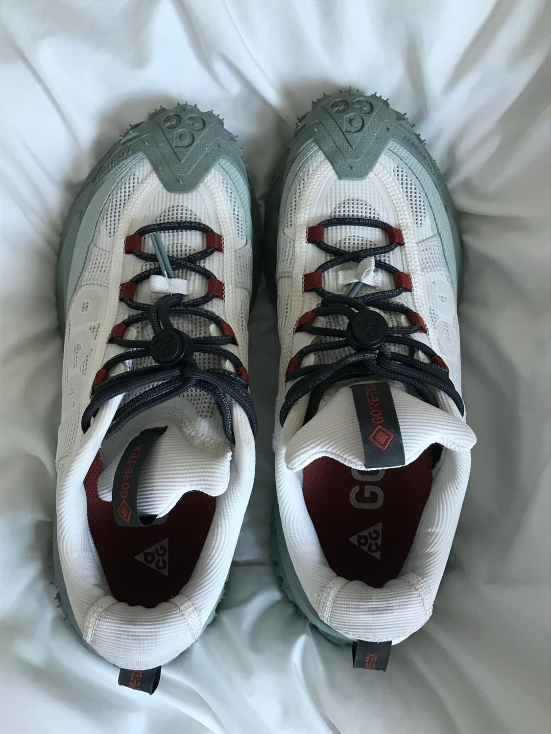 나이키 acg 마운틴 플라이2 로우 고어텍스 상품이미지1