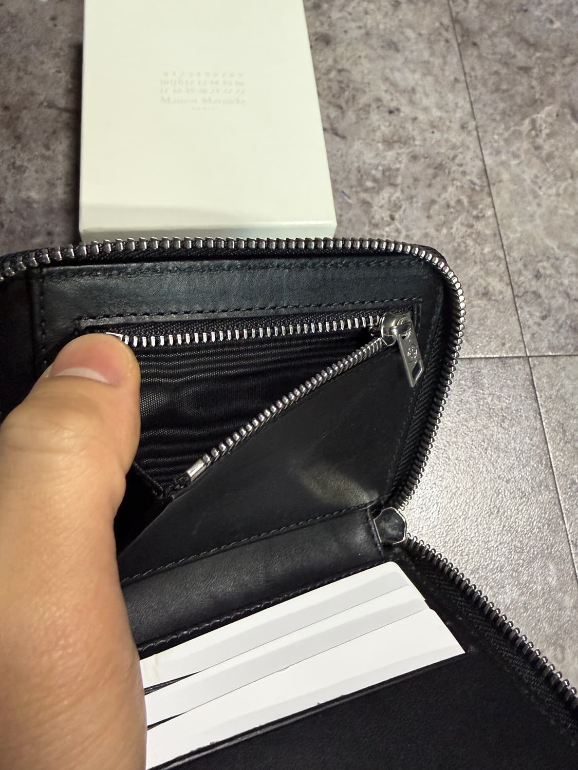 마르지엘라 지퍼 카드 지갑 정품 풀박스 상품이미지6