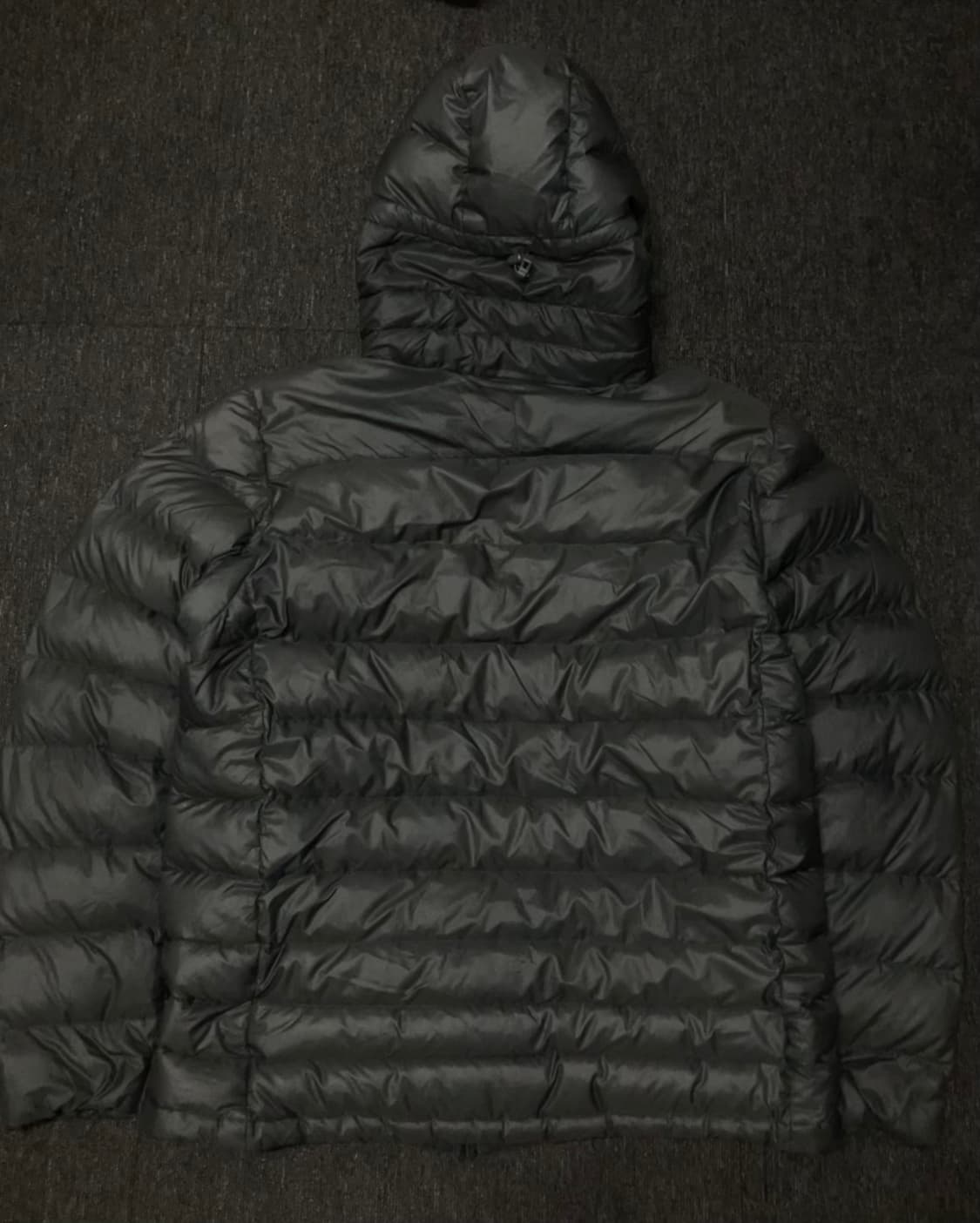 파타고니아 하이로프트 다운 후드 경량패딩자켓 상품이미지7