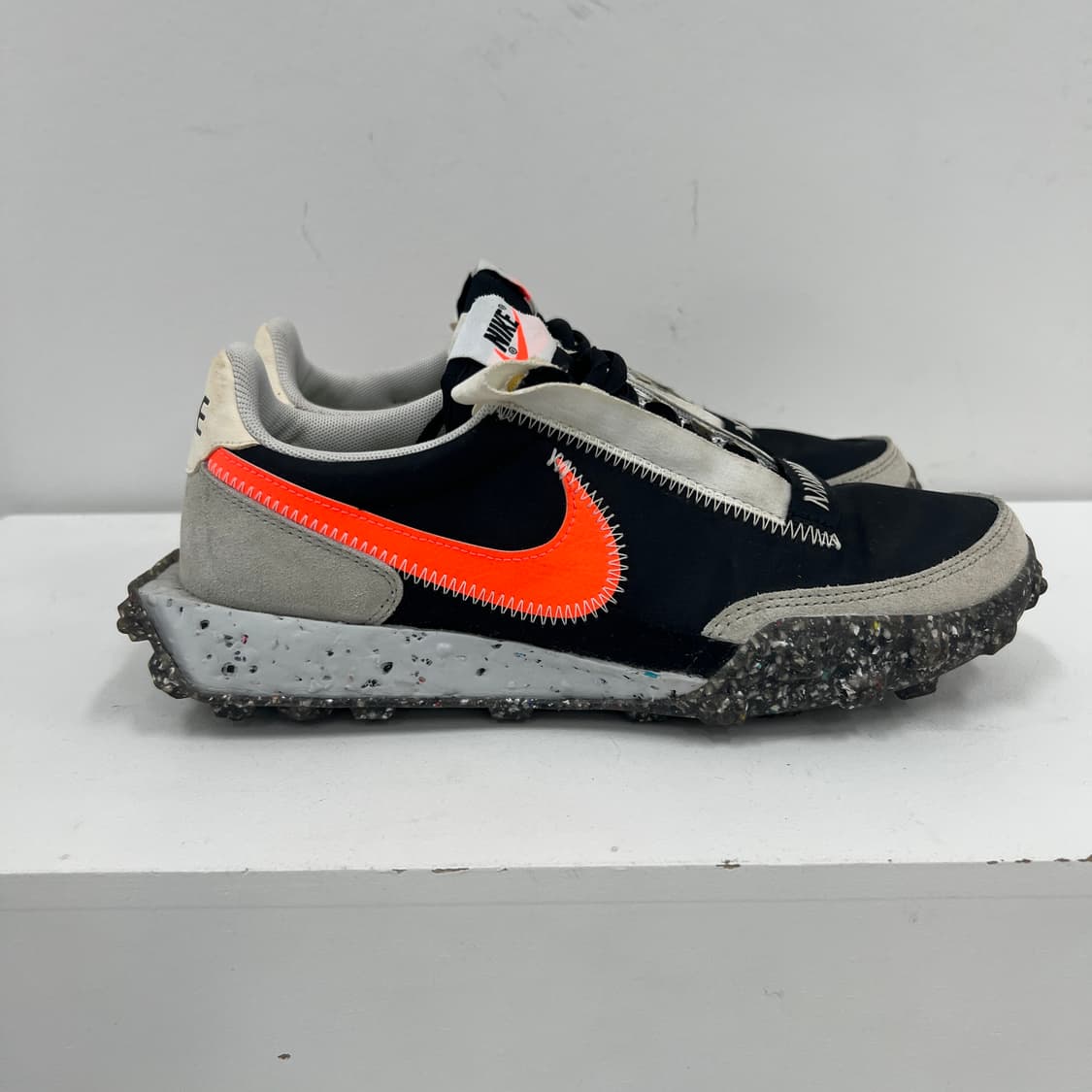 나이키 와플 레이서 크레이터 화이트 하이퍼 크림슨 240 상품이미지5