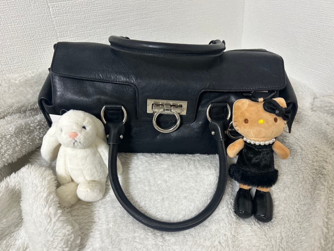 페라가모 블랙 간치니 토트백 상품이미지8