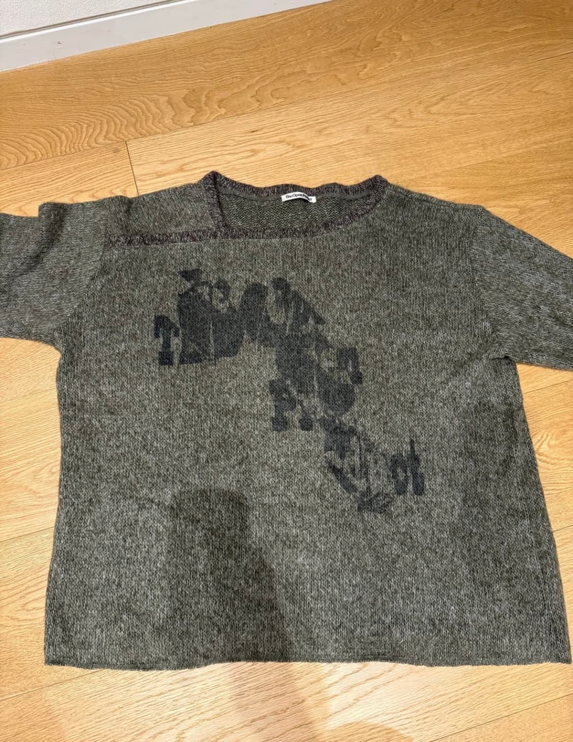 더오픈프로덕트 오픈와이와이 카키색 니트 상품이미지2