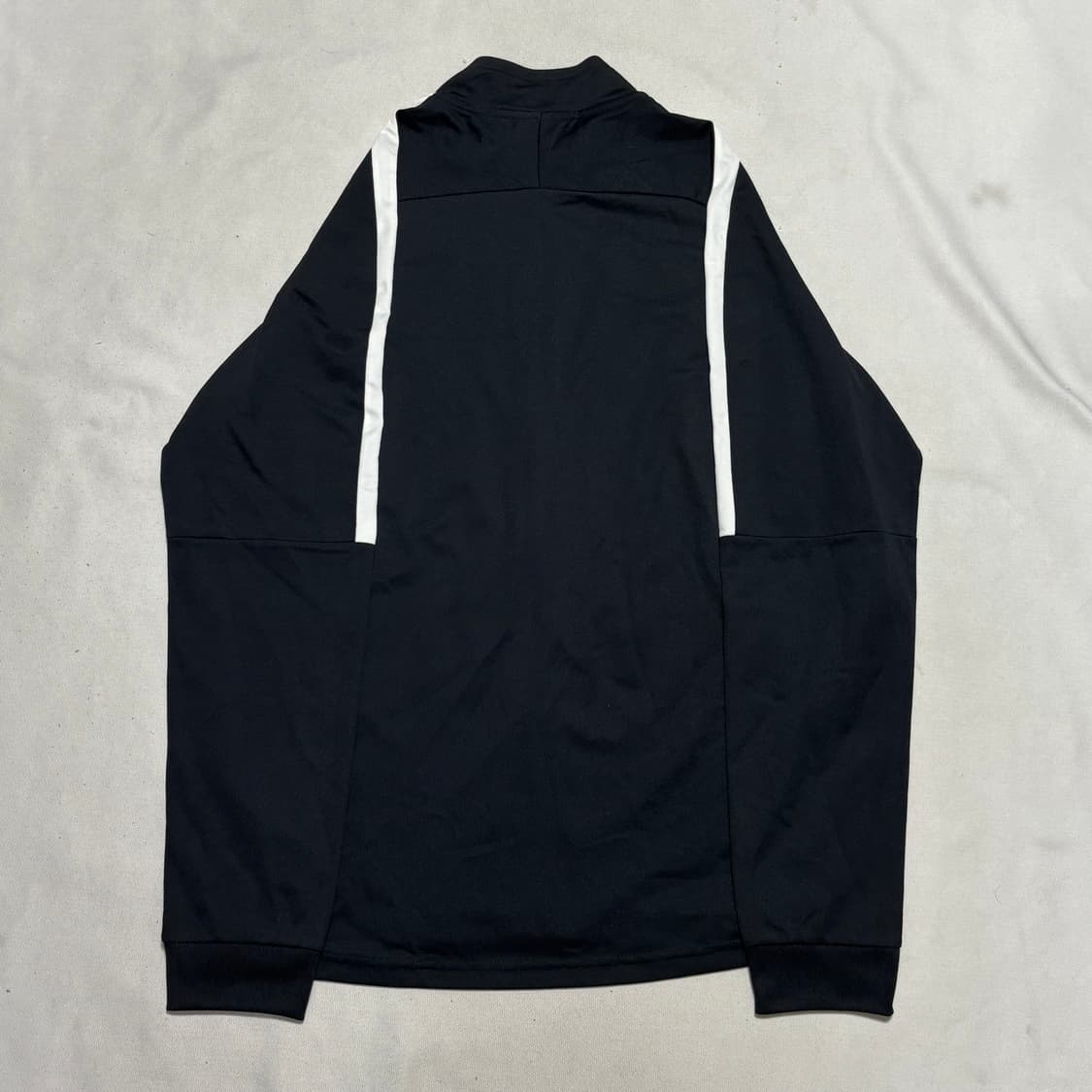 2XL 나이키 바르셀로나 블랙 트렉탑 상품이미지3