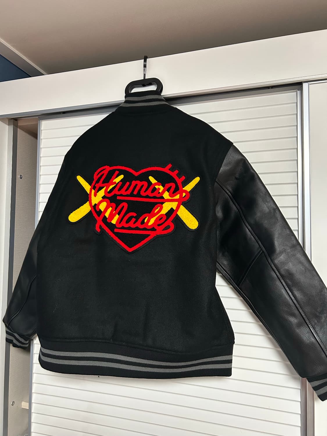 [L 새상품] 휴먼메이드 (HUMAN MADE) 카우스 KAWS 콜라보 상품이미지4