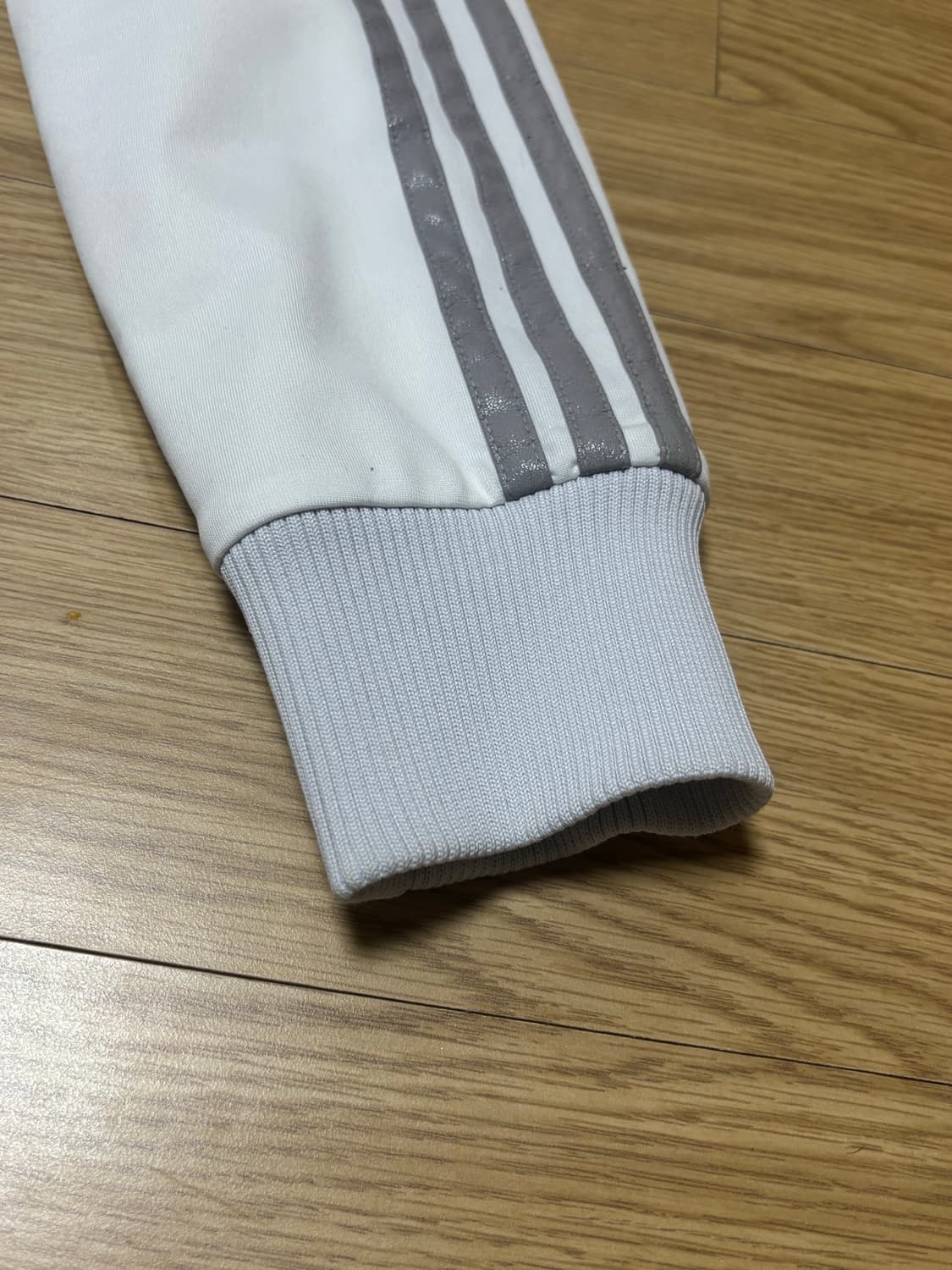 아디다스 점퍼 화이트 105 사이즈 상품이미지4