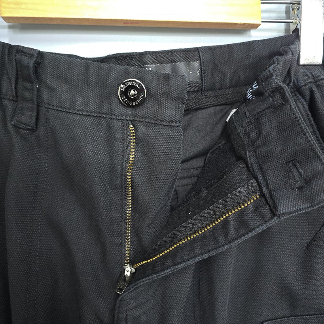 내셔널지오그래픽(national geographic) 데님 카고팬츠 블랙 상품이미지4