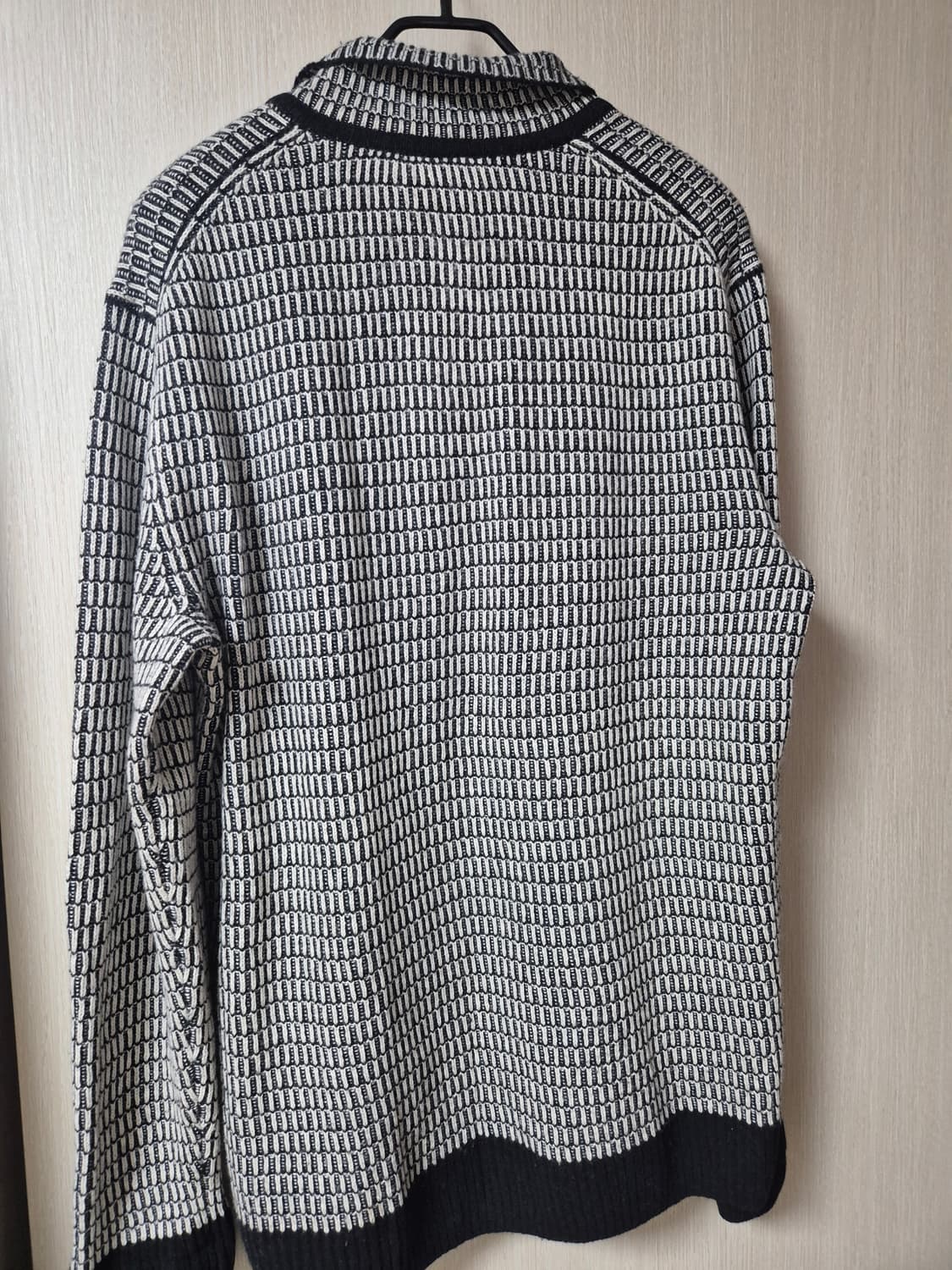 아르마니 익스체인지 하프넥 울 니트 반집업 패턴니트 라지 상품이미지3