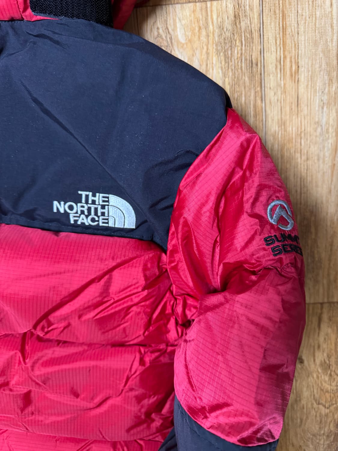 노스페이스 700 눕시 패딩 레드 상품이미지7