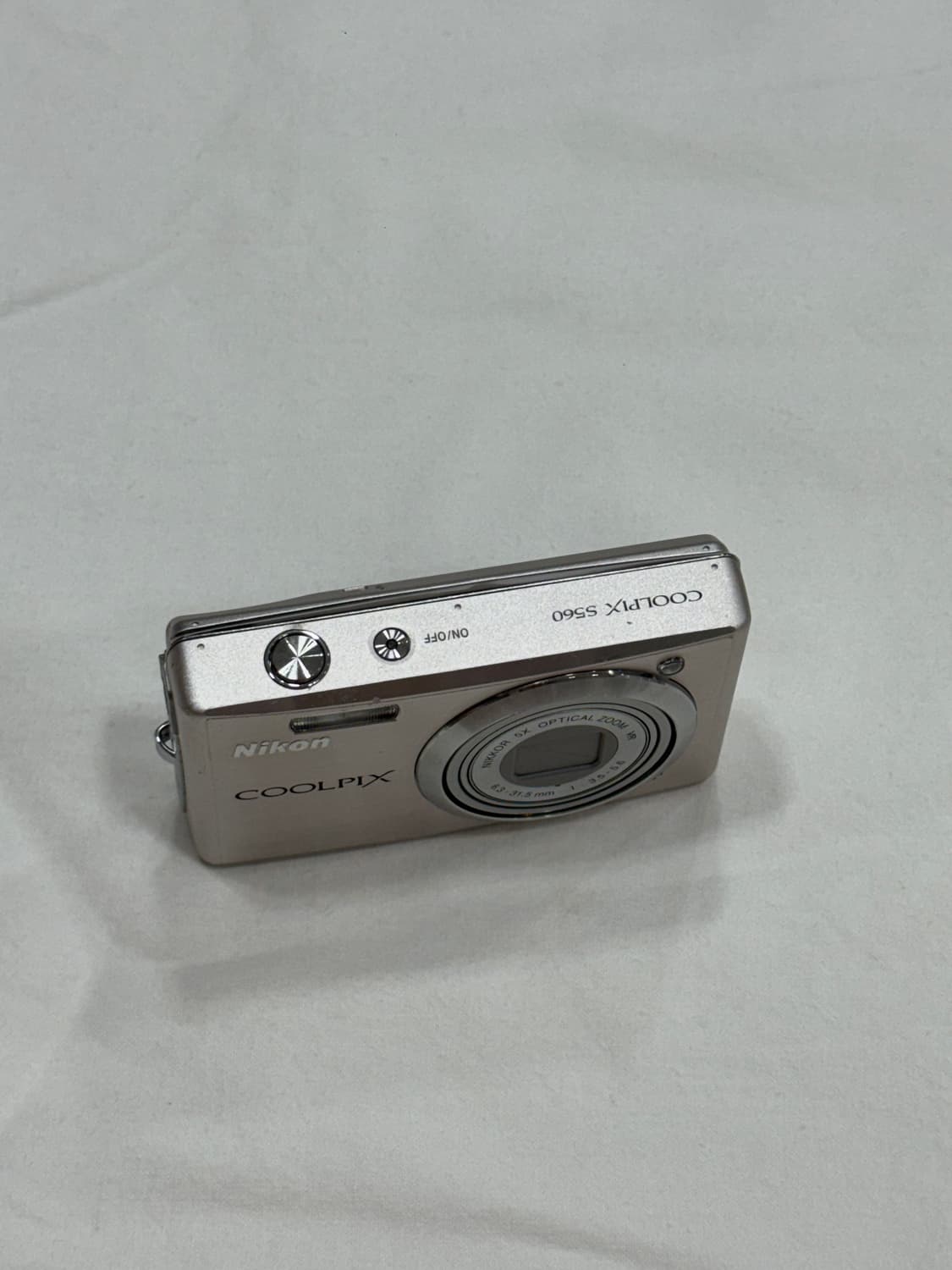 작례⭕️ 니콘 쿨픽스 S560 Nikon Cooipix 실버 디카 상품이미지4