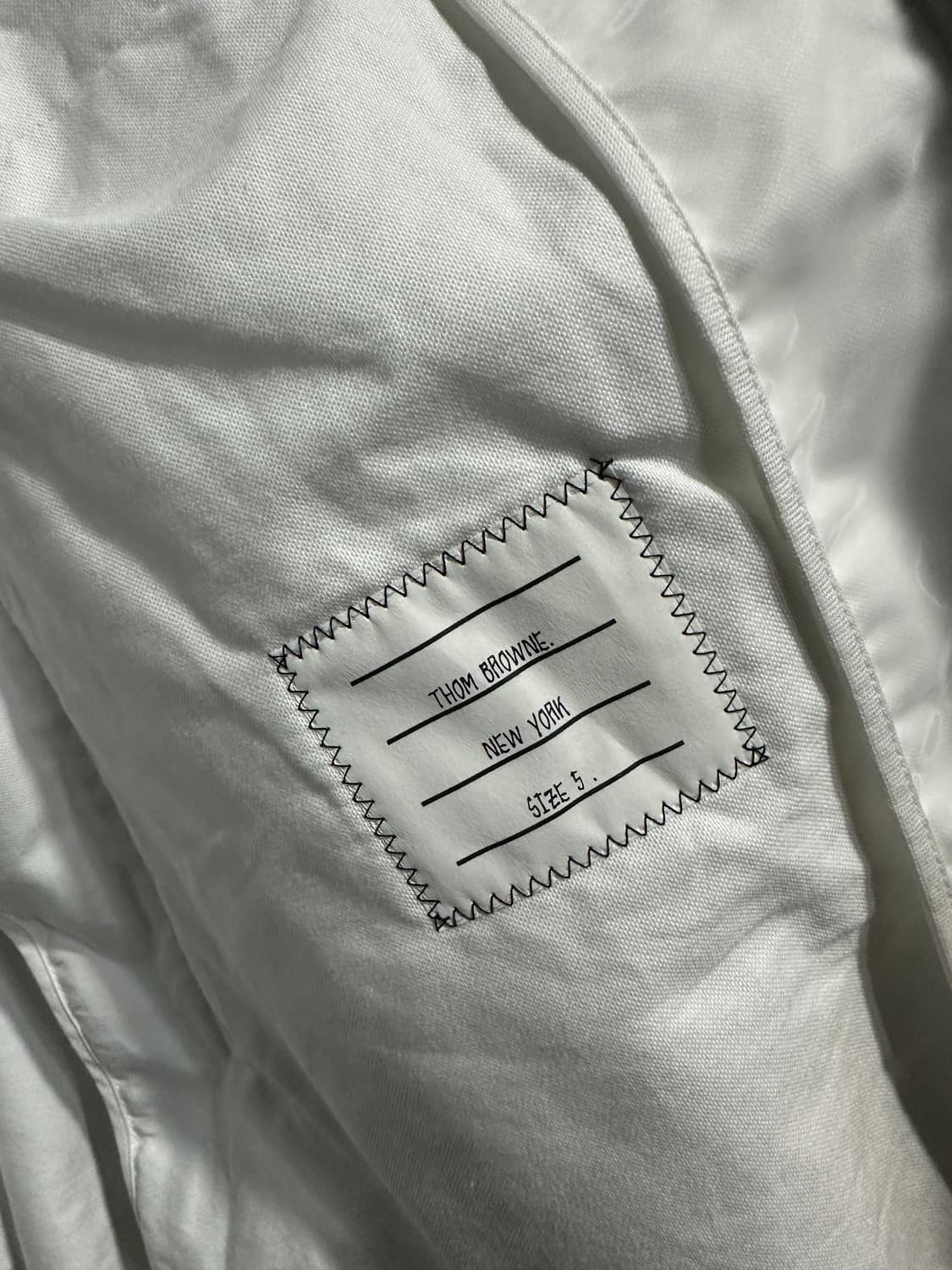 톰브라운 RWB 화이트 블루종 바람막이 5사이즈 상품이미지7