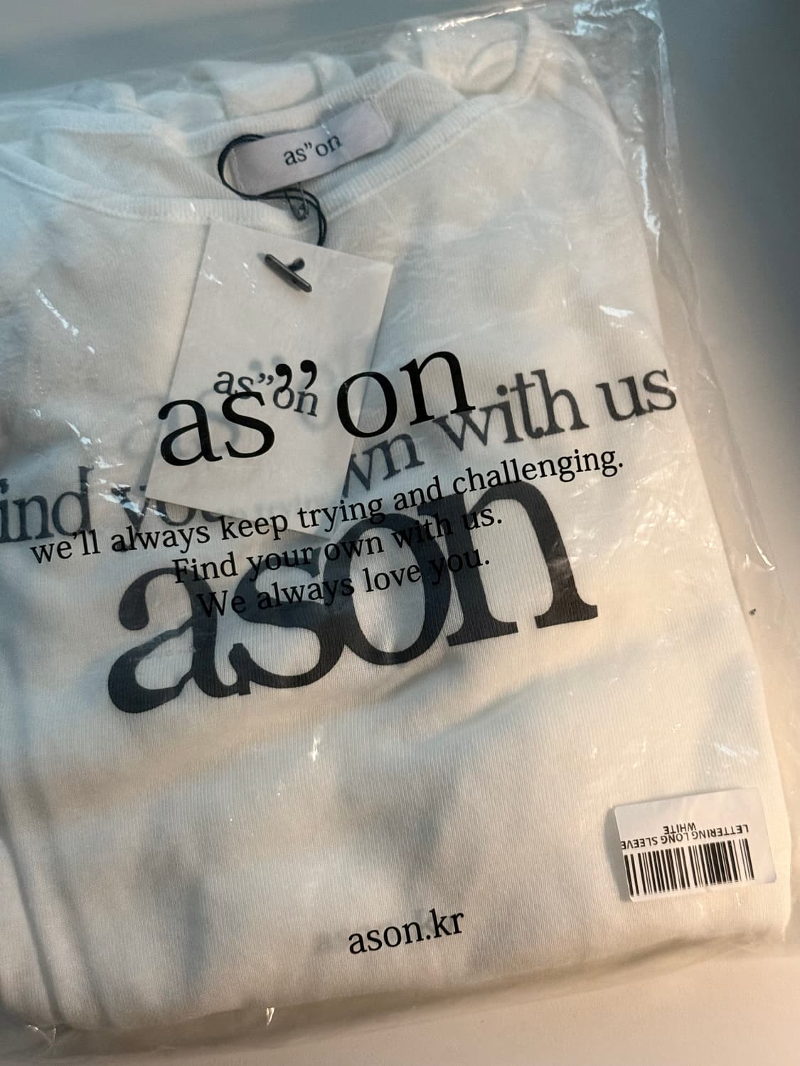 (택o새상품)애즈온 ason 레터링 롱슬리브 화이트 상품이미지2