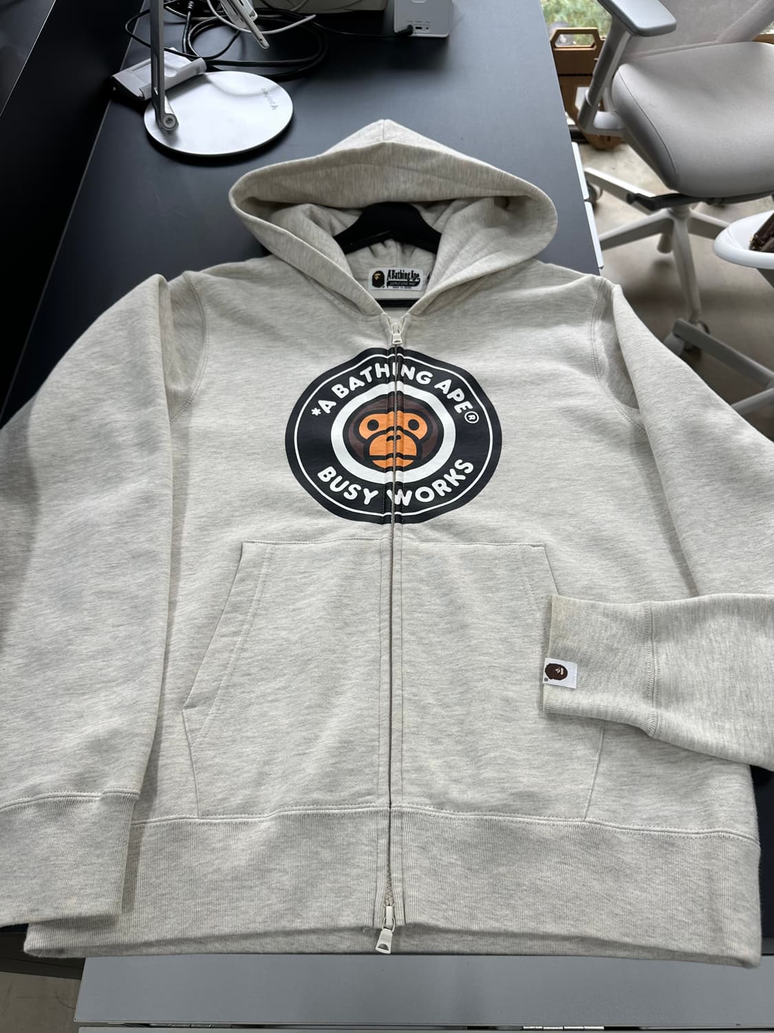 베이프 마일로 빅로고 오트밀 투웨이후드집업 상품이미지5