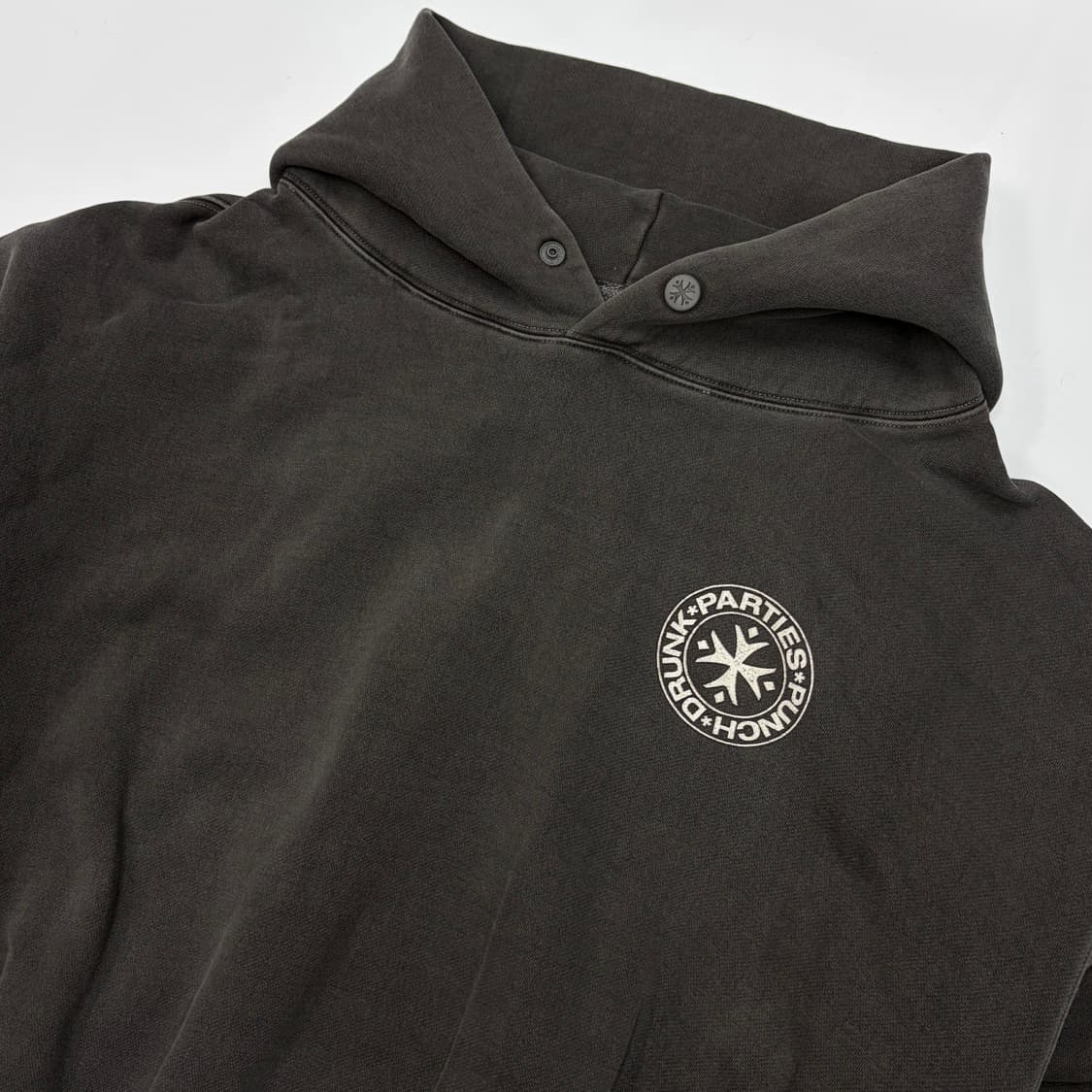 Punch drunk parties 펀치드렁크파티즈 써클로고 후드티 3 상품이미지2