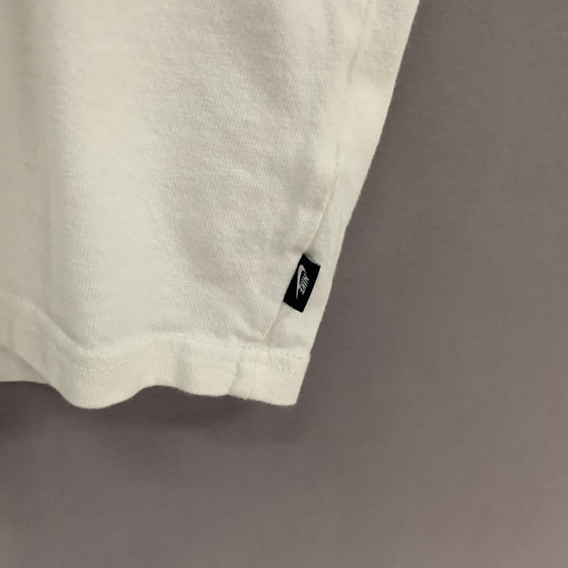 XXL 나이키 프리미엄 에센셜 센터 스우시 루즈핏 반팔티 상품이미지4