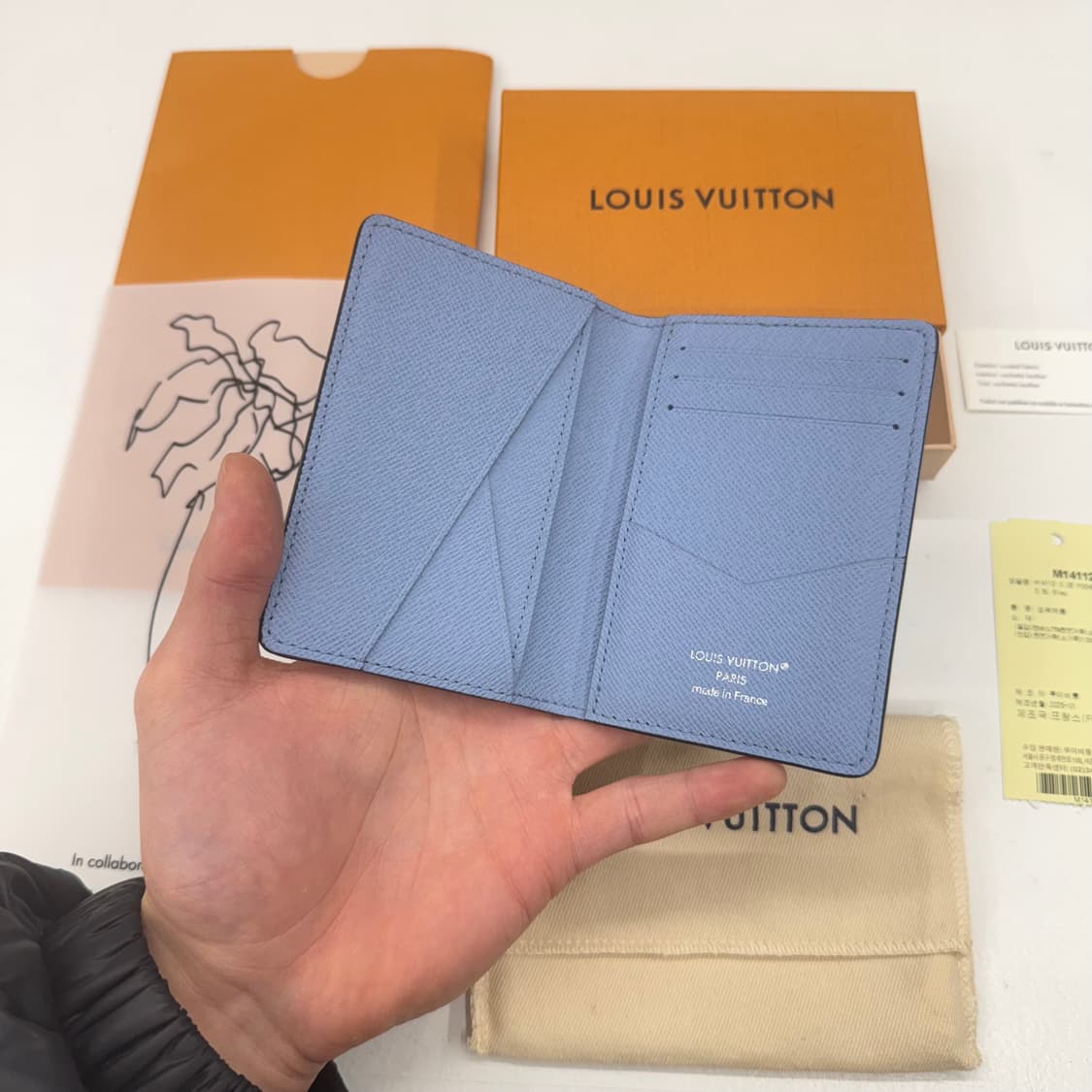 [25년/풀박스] 루이비통 스카이블루 오거나이저 지갑 상품이미지3