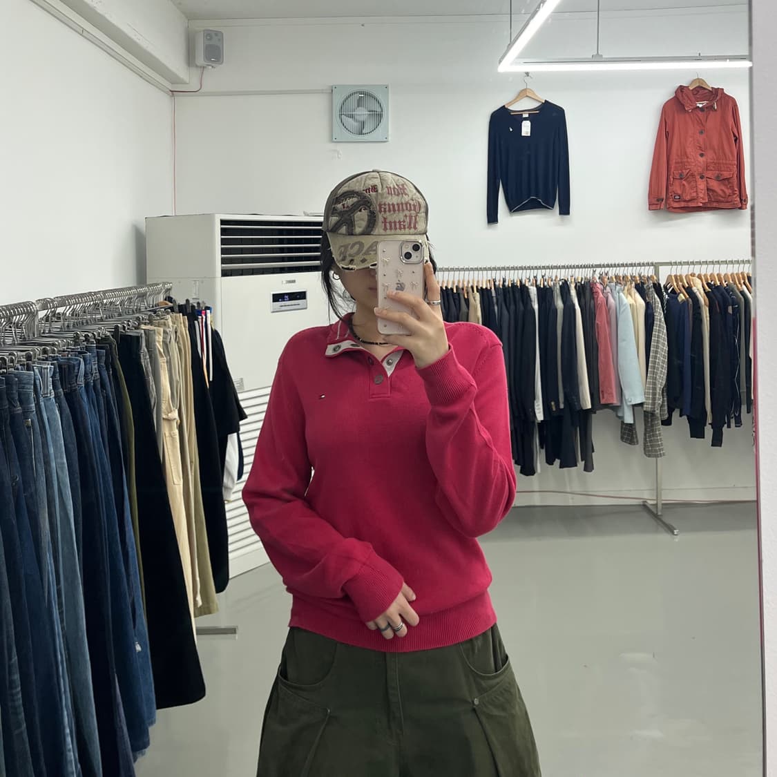 타미힐피거 버튼넥 니트 레드 상품이미지2