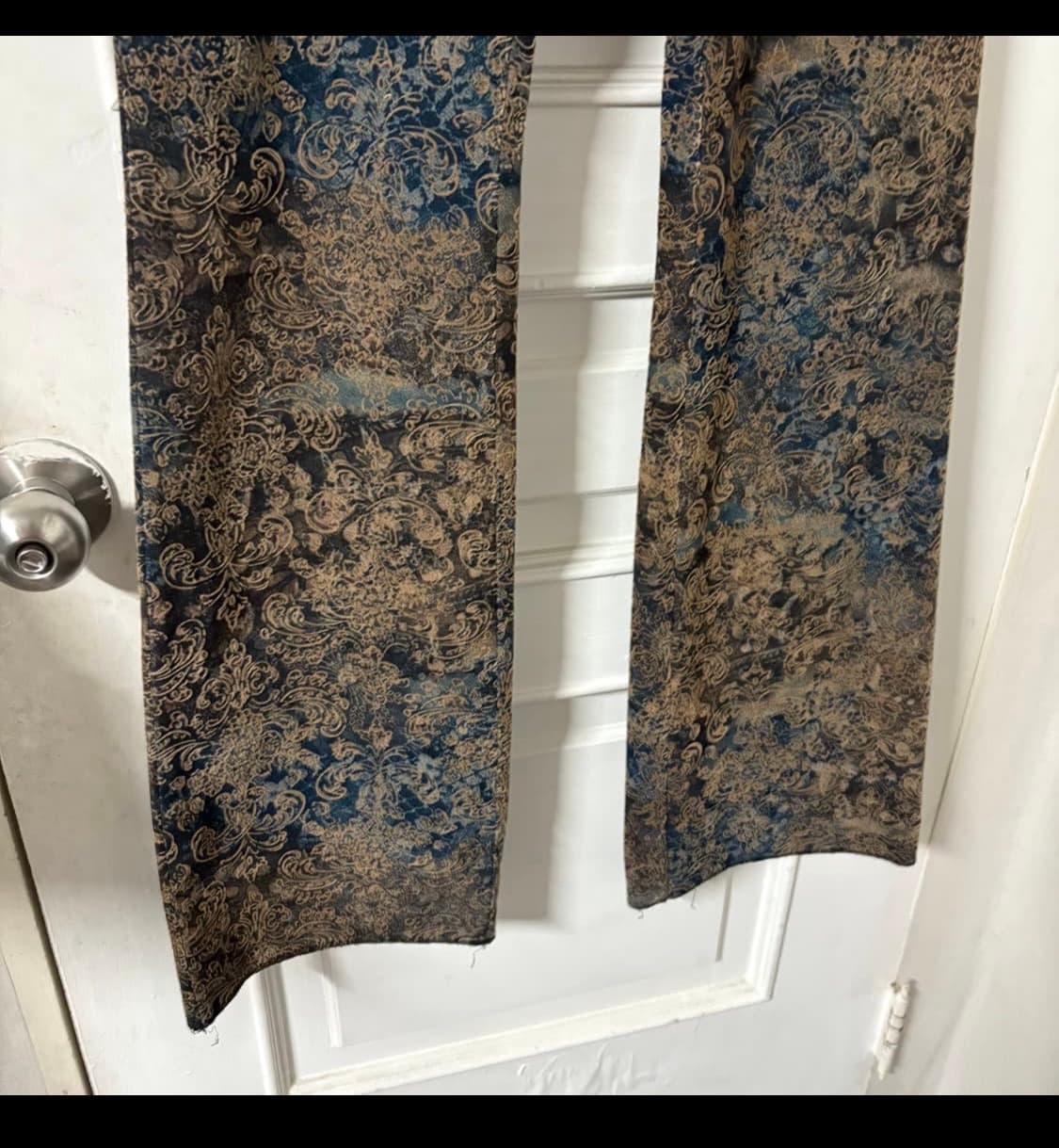 캐서린 햄넷 런던 자카드 플레어 팬츠 상품이미지3