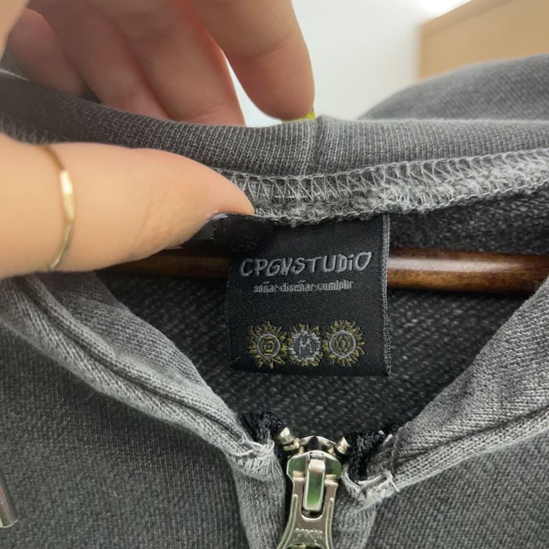 꼼파뇨 빈티지 피그먼트 키치 히피 프린팅 크롭 후드 집업 M C07489 상품이미지5