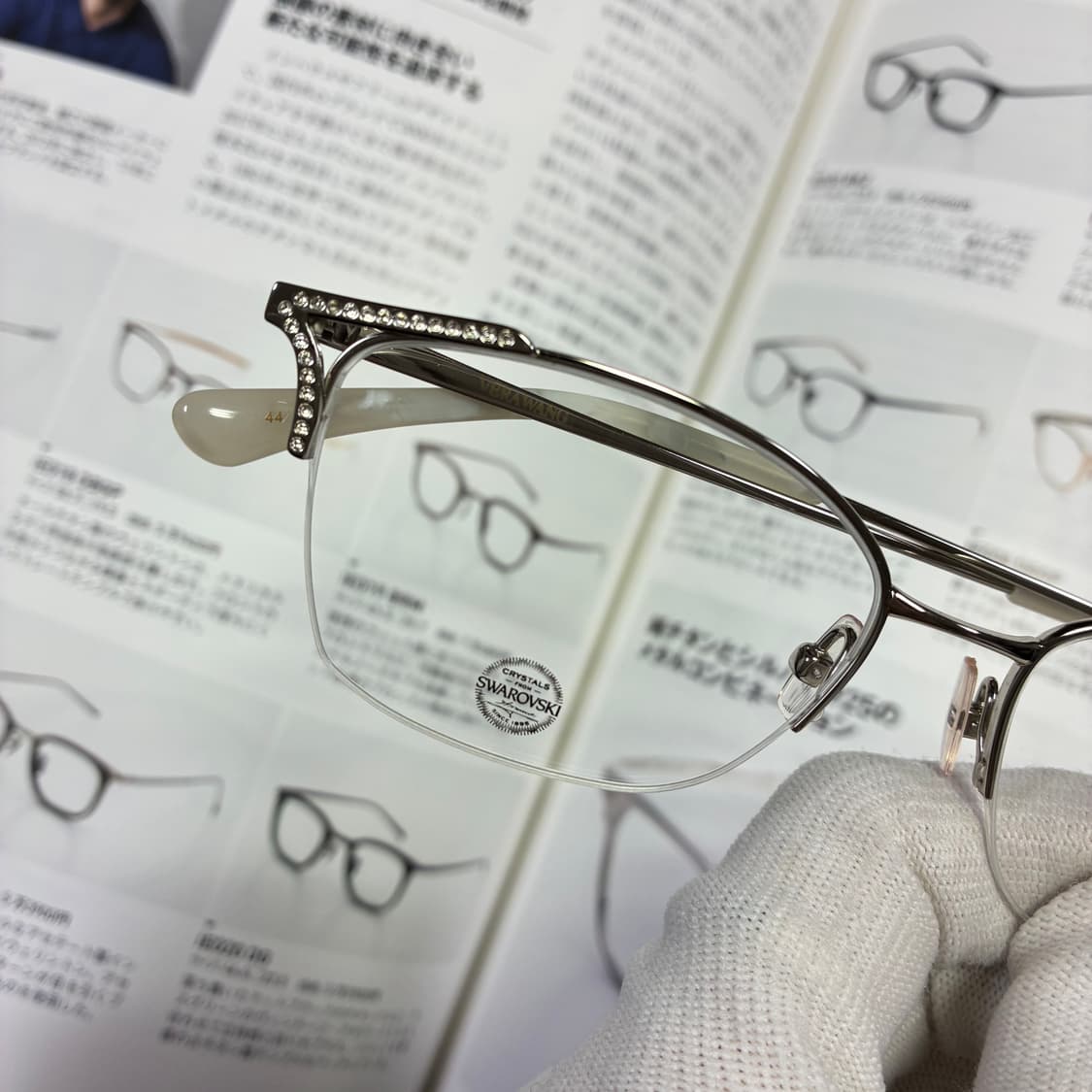 VERA WANG 베라왕 반무테 스와로브스키 티타늄 안경 상품이미지3