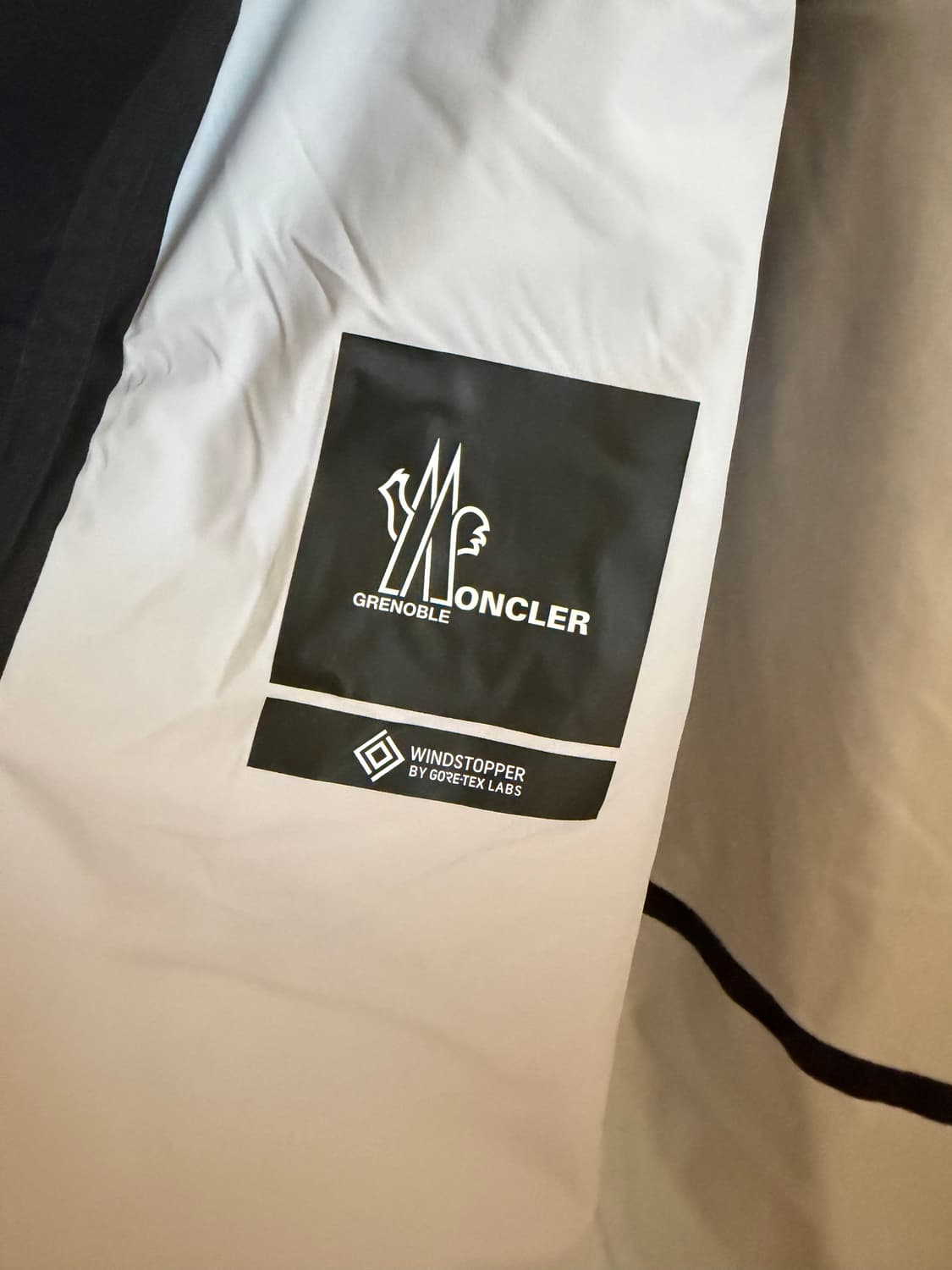 몽클레어 그레노블 고어텍스 바람막이 자켓 3사이즈 상품이미지8