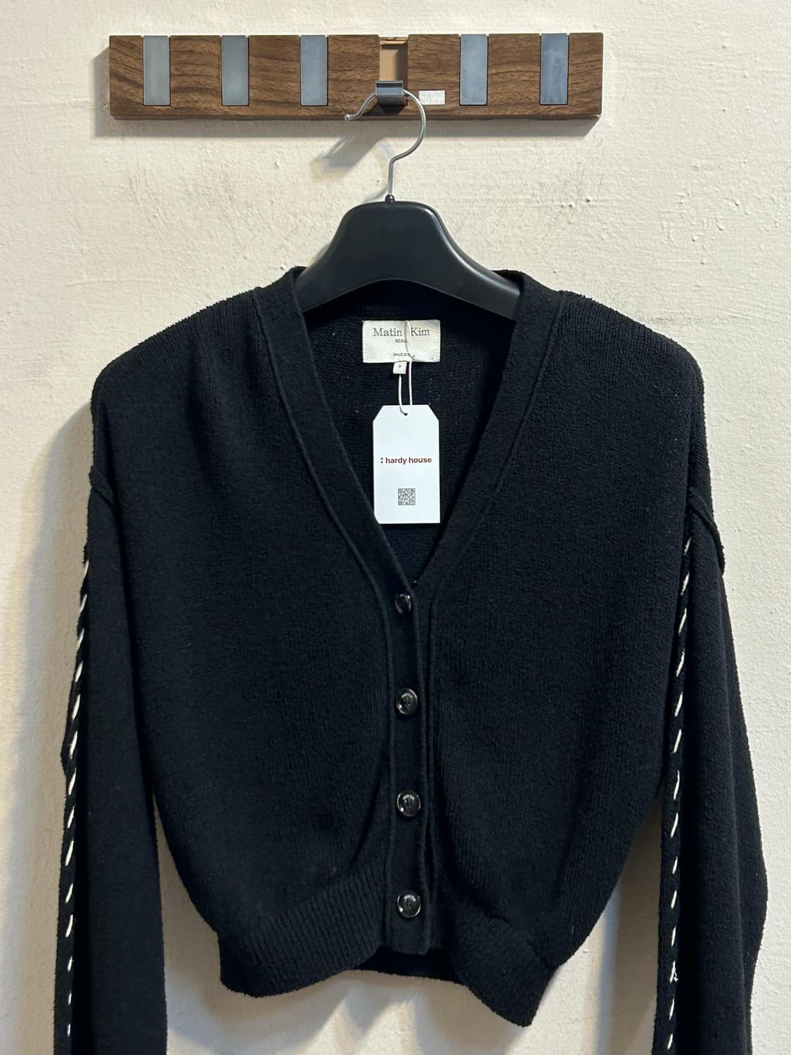 마뗑킴 사이드 스티치 크롭 가디건 상품이미지2