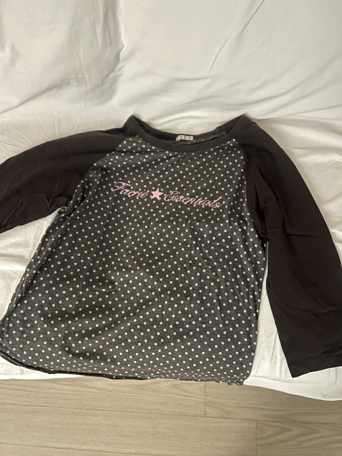 샵페어리 도트 레글런 티셔츠 7부 차콜 상품이미지3