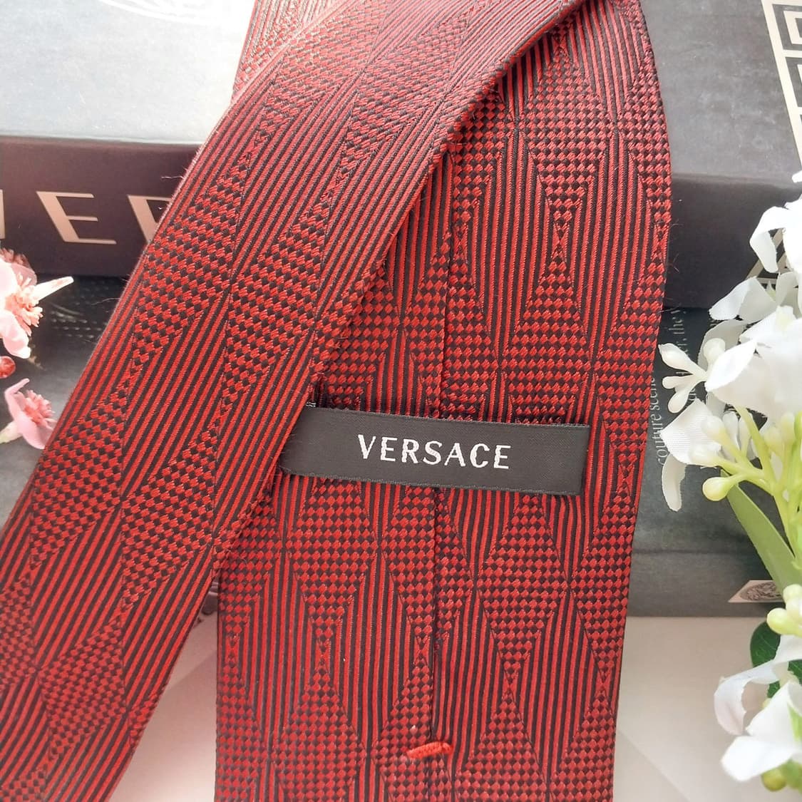 베르사체 실크 메두사 패턴 슬림 넥타이 7.7cm A+등급 K1613
 상품이미지6