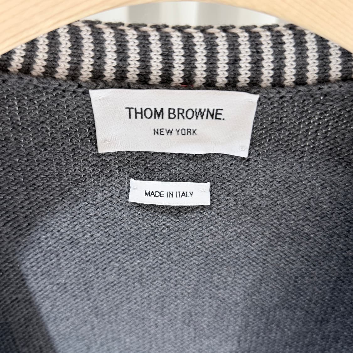 (A+/5) / 톰브라운 헥터 인타르시아 그레이 가디건 상품이미지4