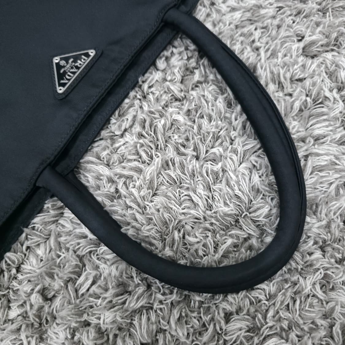 프라다 포코노 나일론 토트백 (남녀공용) 상품이미지8