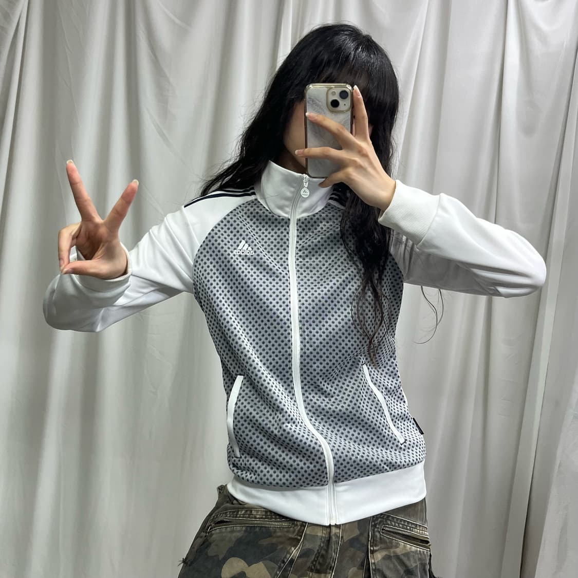 Adidas white dot pattern jersey 상품이미지2