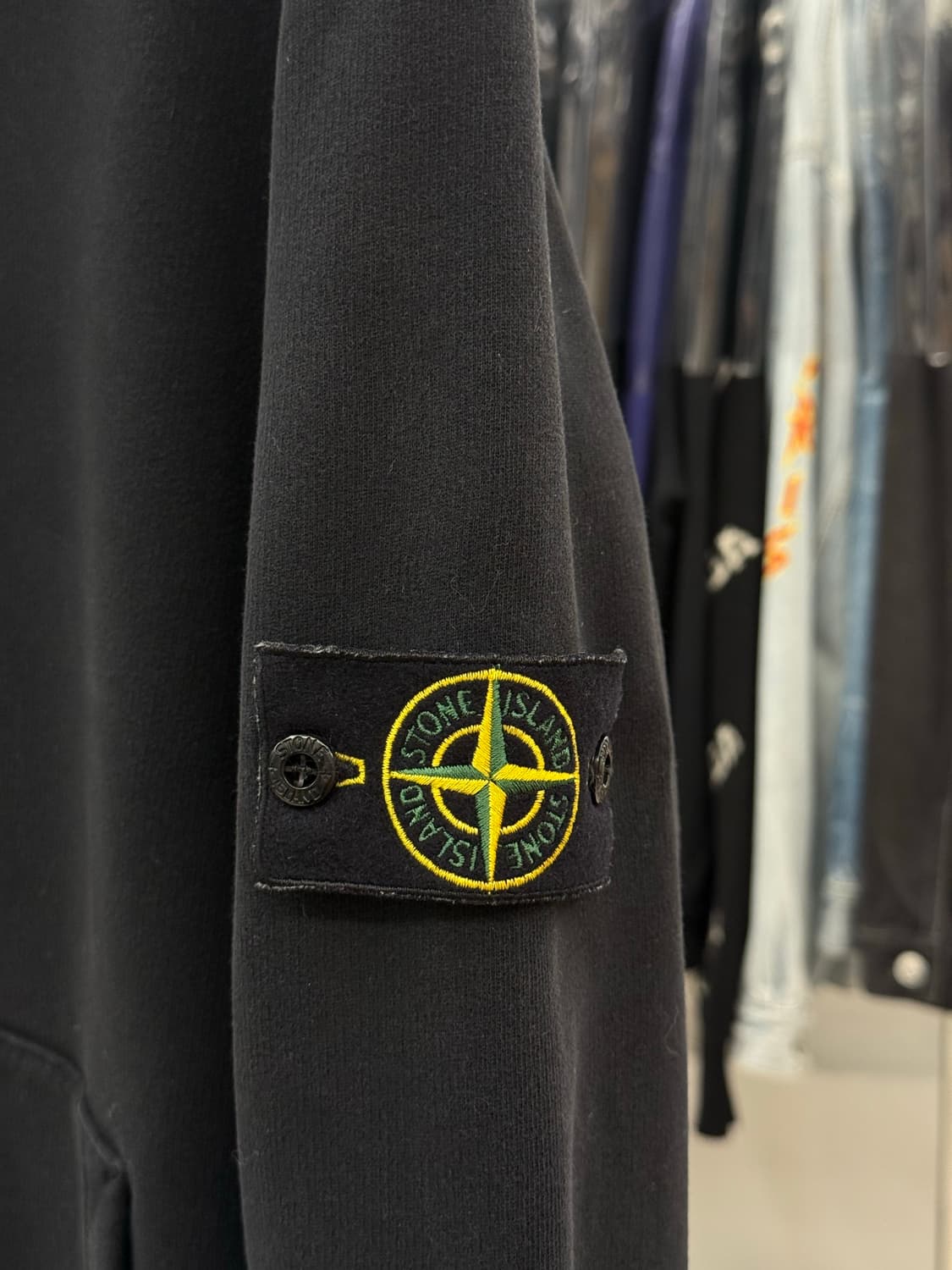 [S] 스톤아일랜드 와펜 후드티 상품이미지3