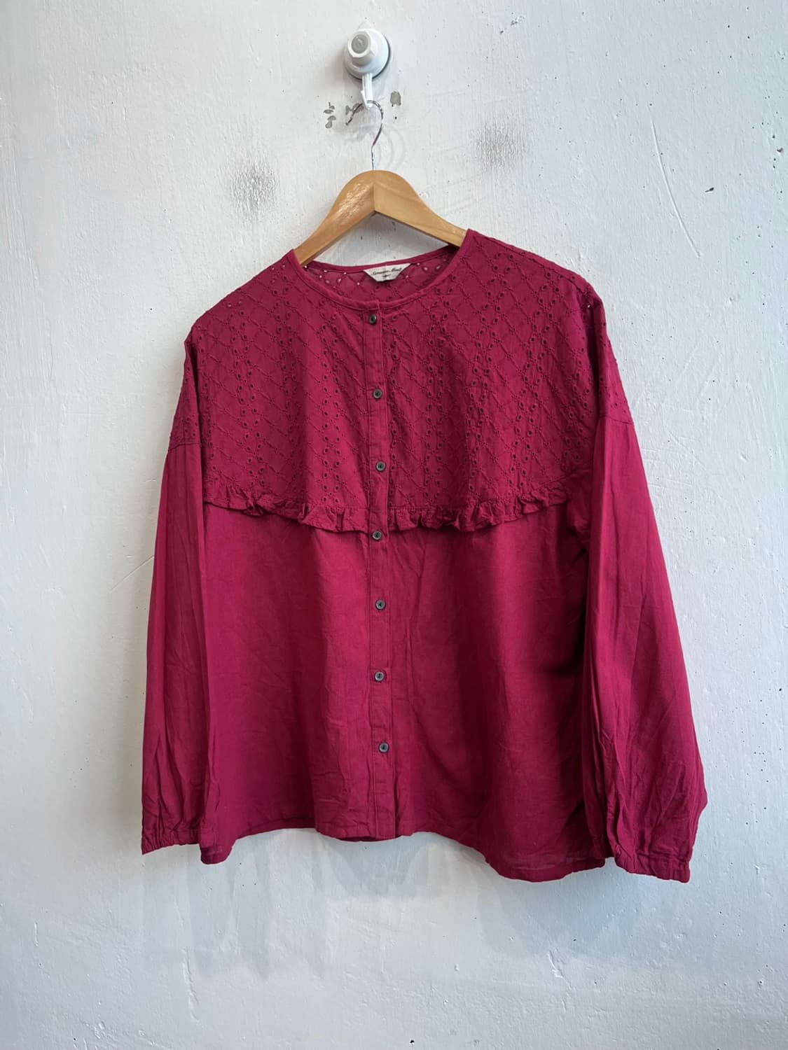 SM2 린넨 블렌디드 크로쉐 블라우스 상품이미지1