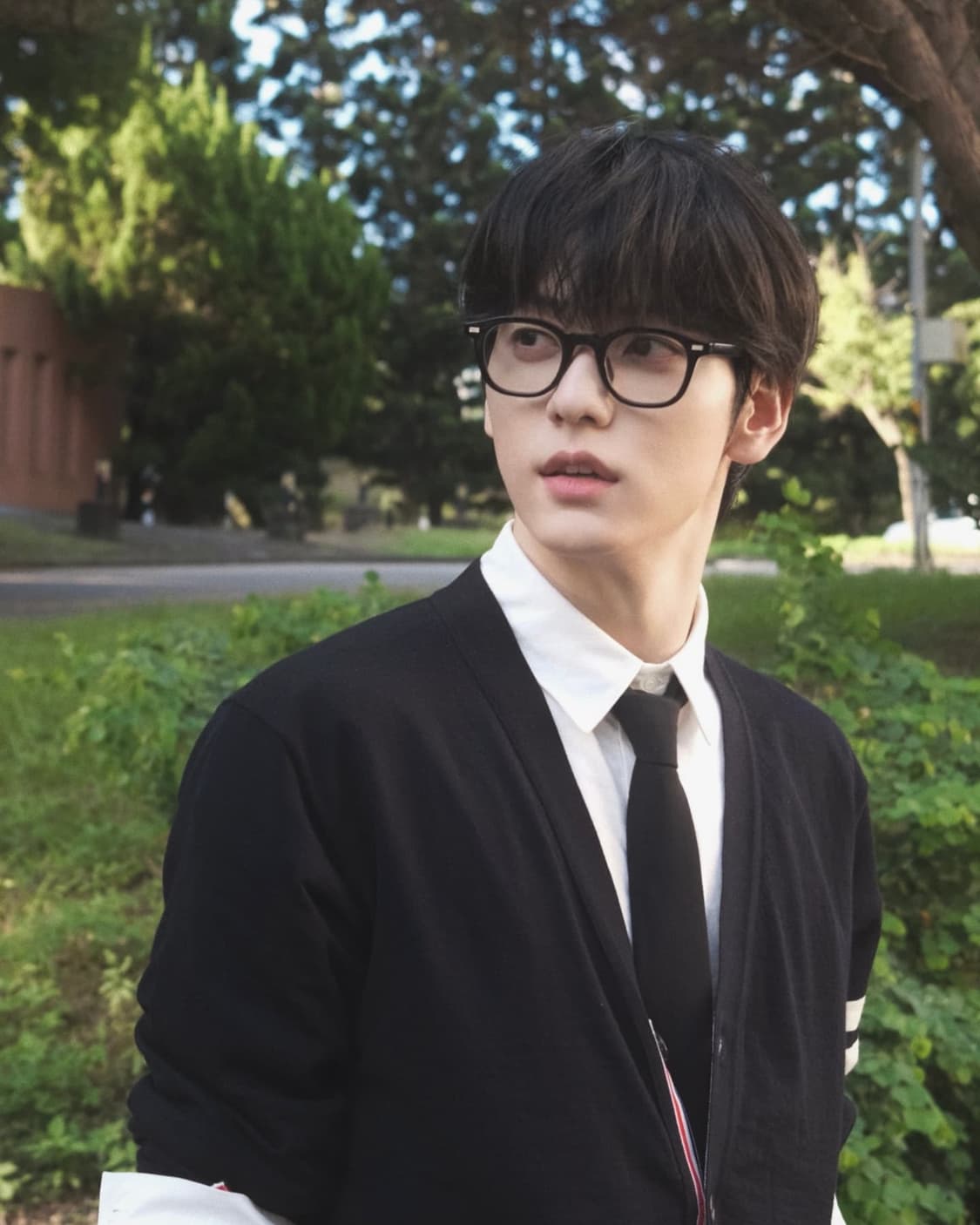 BEEW 안경 투바투 수빈 기본 뿔테 투모로우바이투게더 상품이미지1