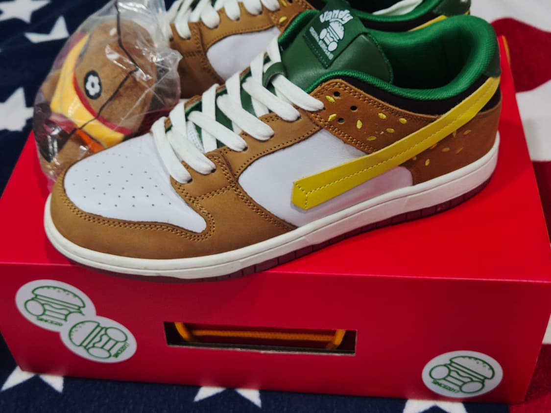 반디더핑크 스웨이드 버거슈즈 에어포스 1 베이프 상품이미지3