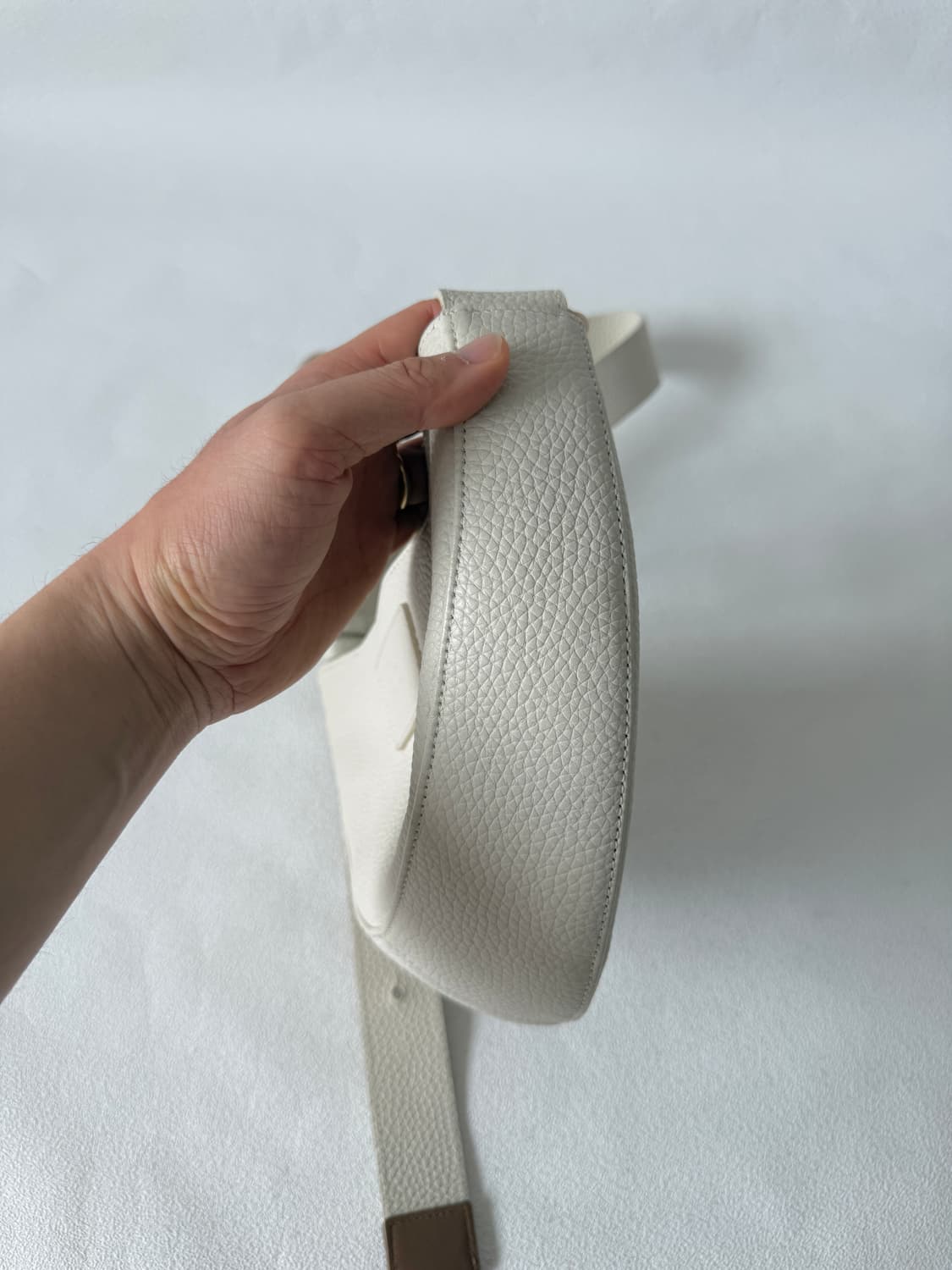 소프트서울(SOFT SEOUL) 레더 크로스백 상품이미지4